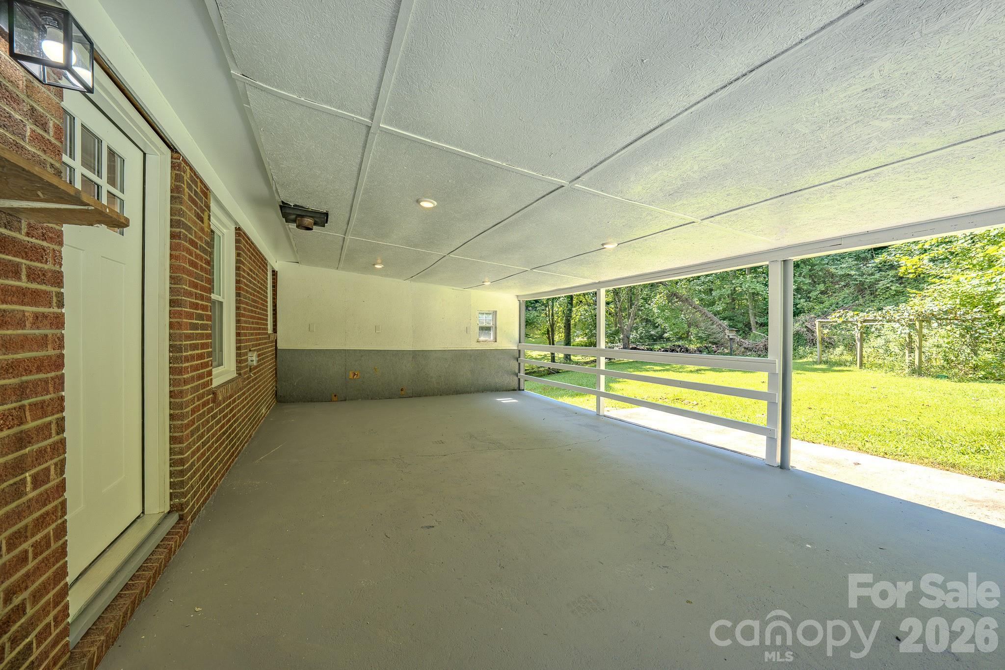 8525 Us 25/70 Highway Property Photo 5