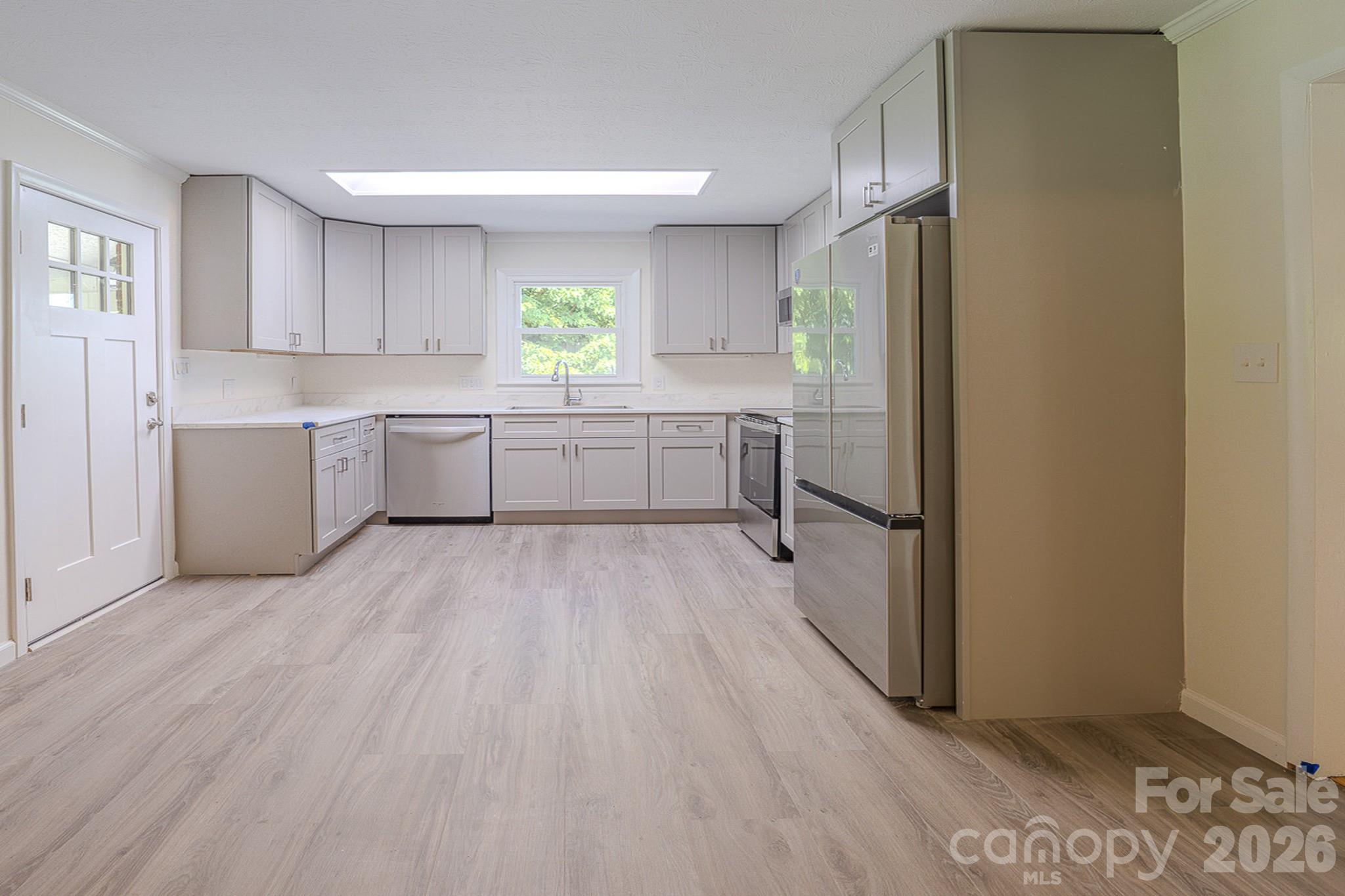 8525 Us 25/70 Highway Property Photo 13