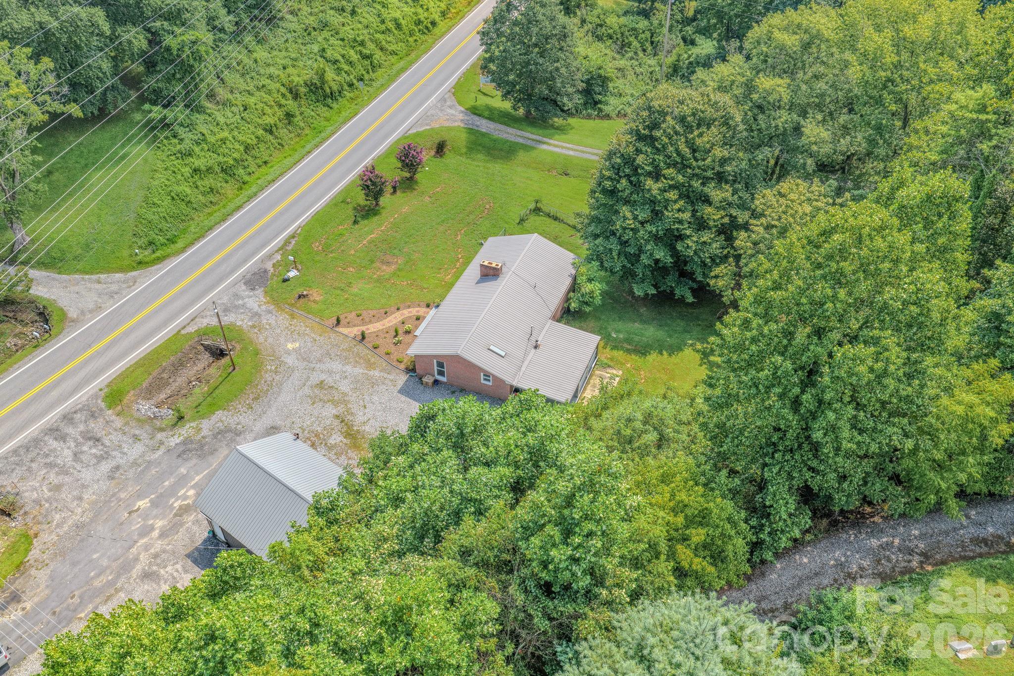 8525 Us 25/70 Highway Property Photo 34
