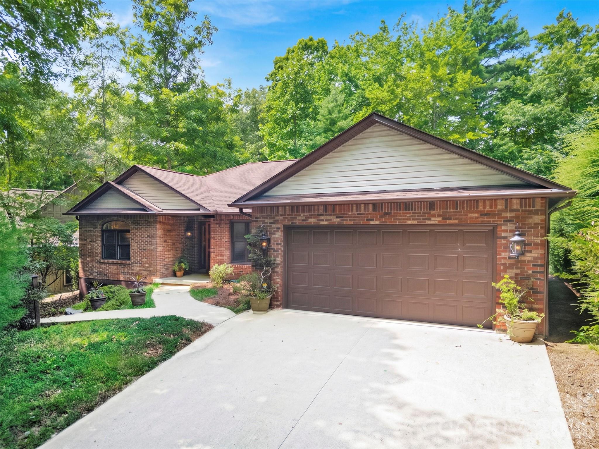 542 Soquili Drive Property Photo 1