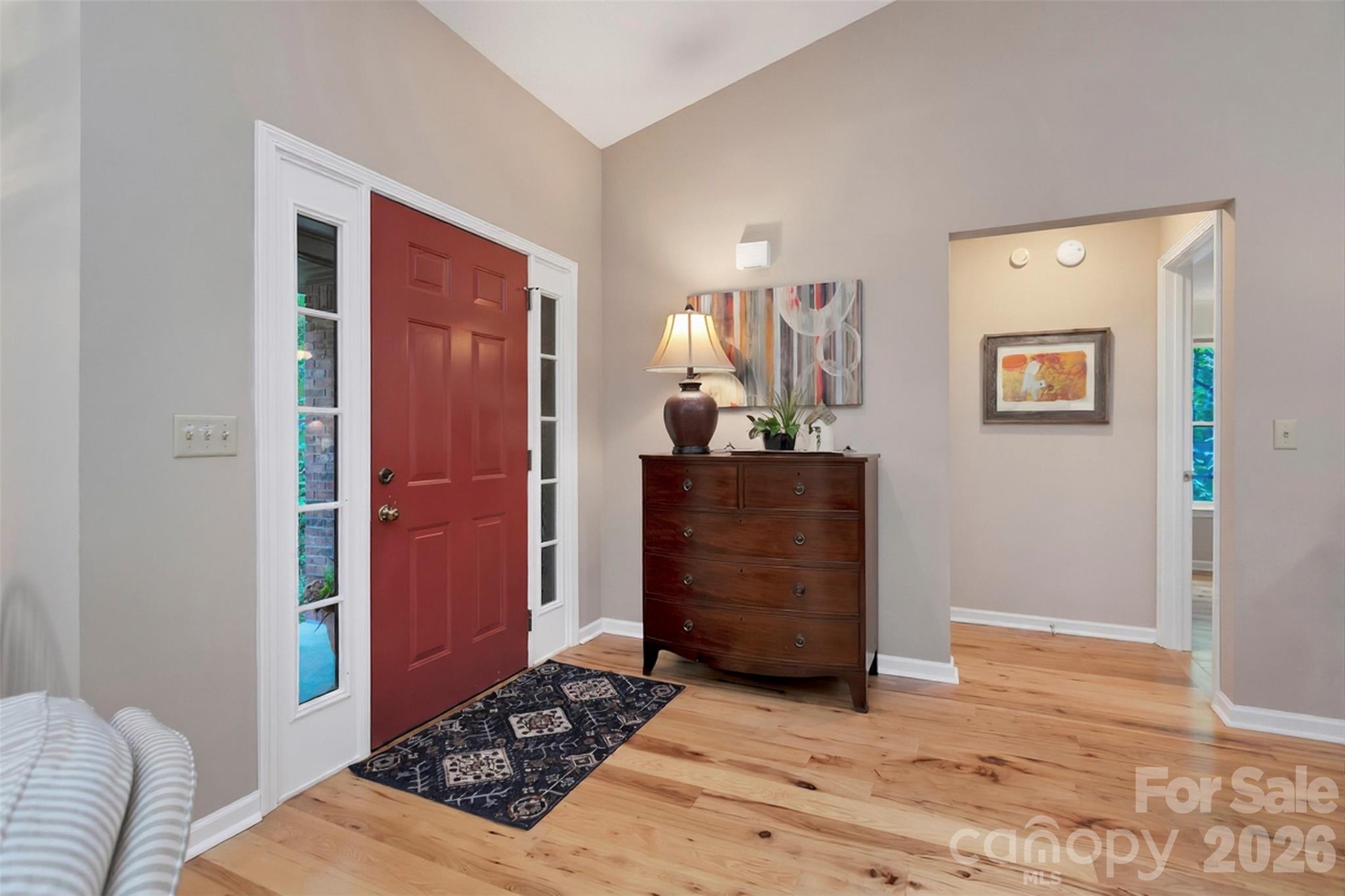 542 Soquili Drive Property Photo 4