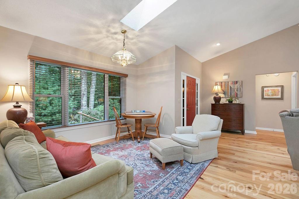 542 Soquili Drive Property Photo 6