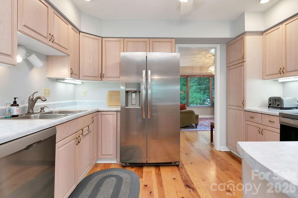 542 Soquili Drive Property Photo 14