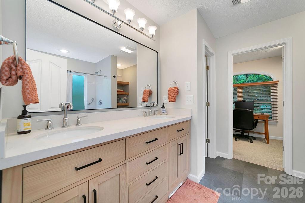542 Soquili Drive Property Photo 20