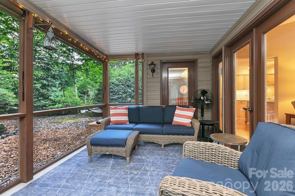 542 Soquili Drive Property Photo 33