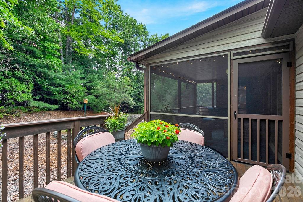 542 Soquili Drive Property Photo 37