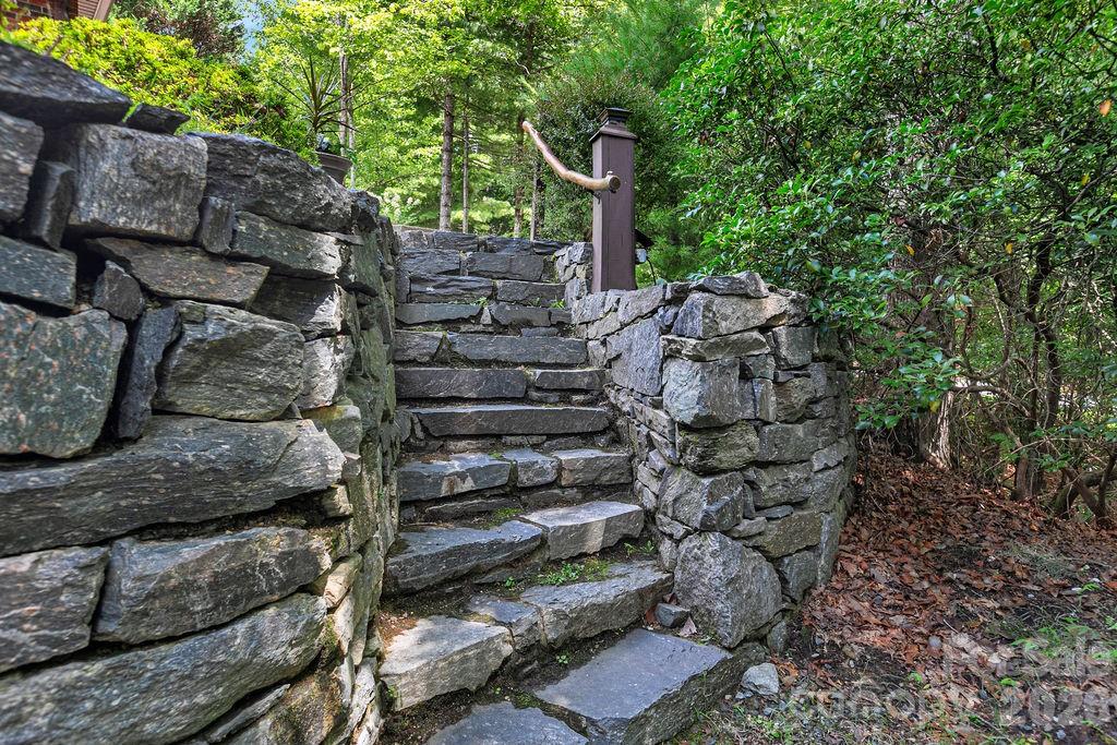 542 Soquili Drive Property Photo 42