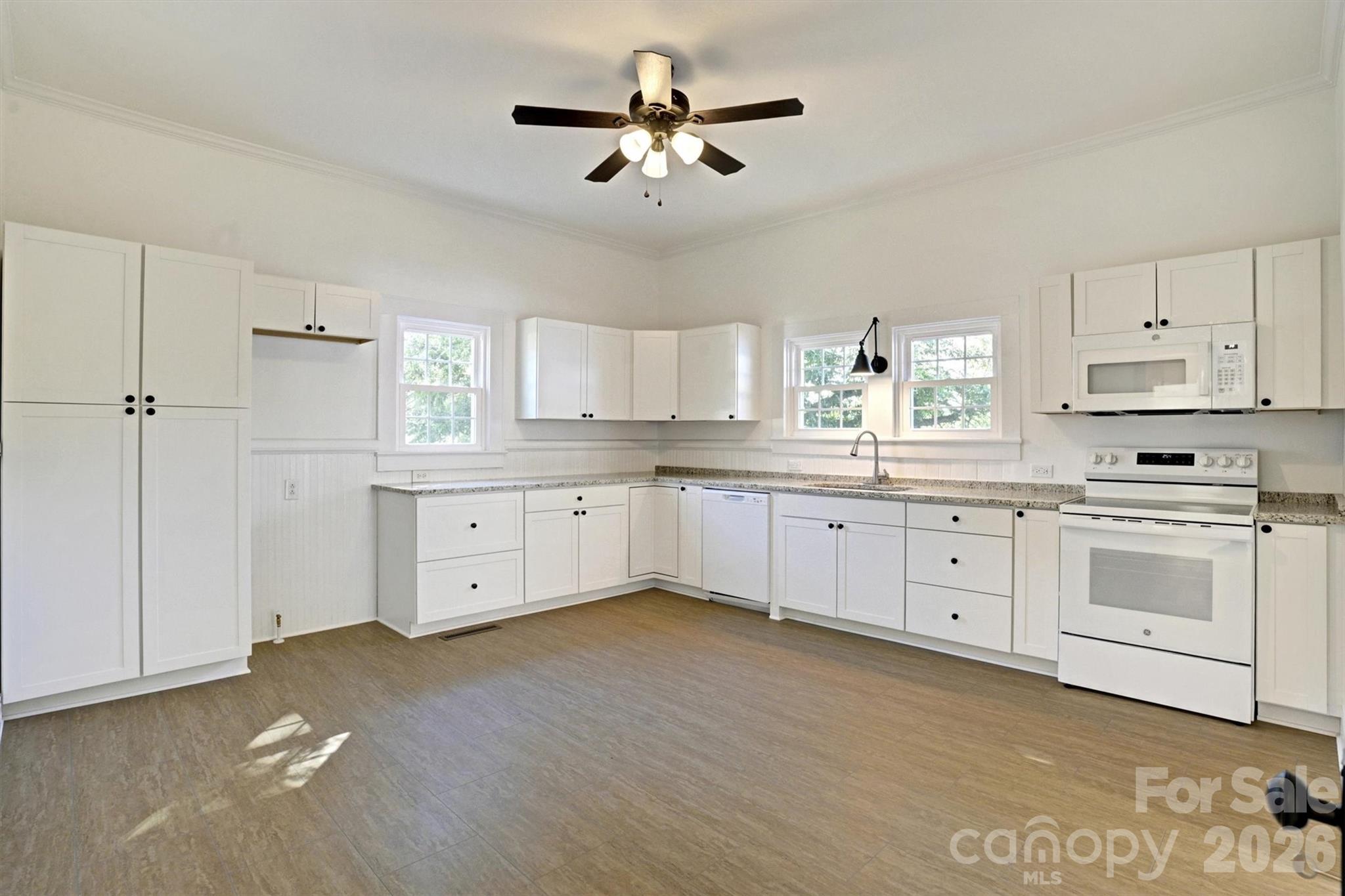 304 Misenheimer Drive Property Photo 6