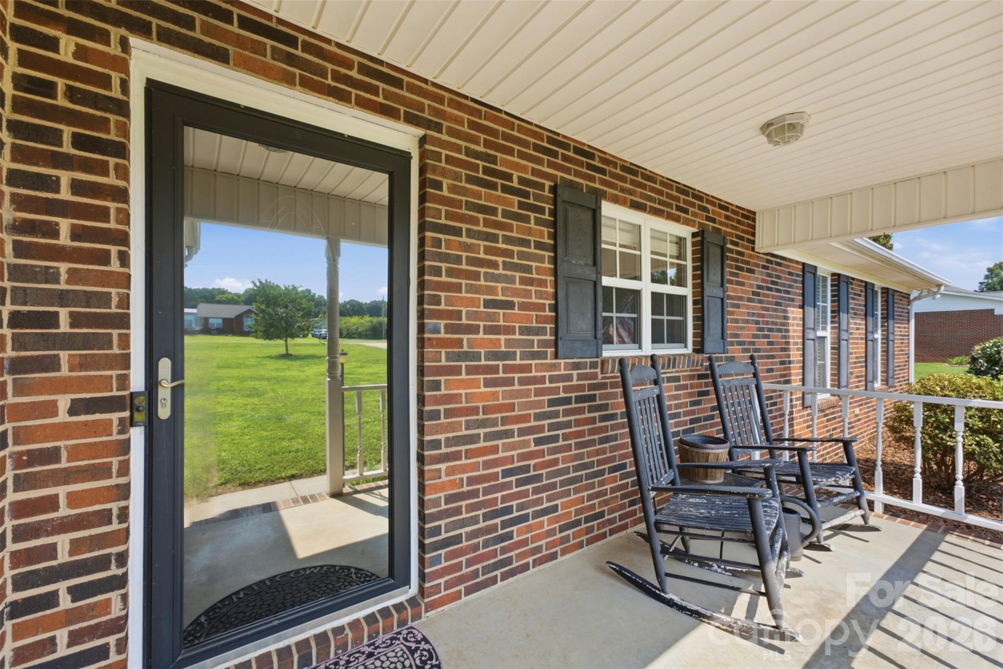 4708 Ceria Drive Property Photo 4