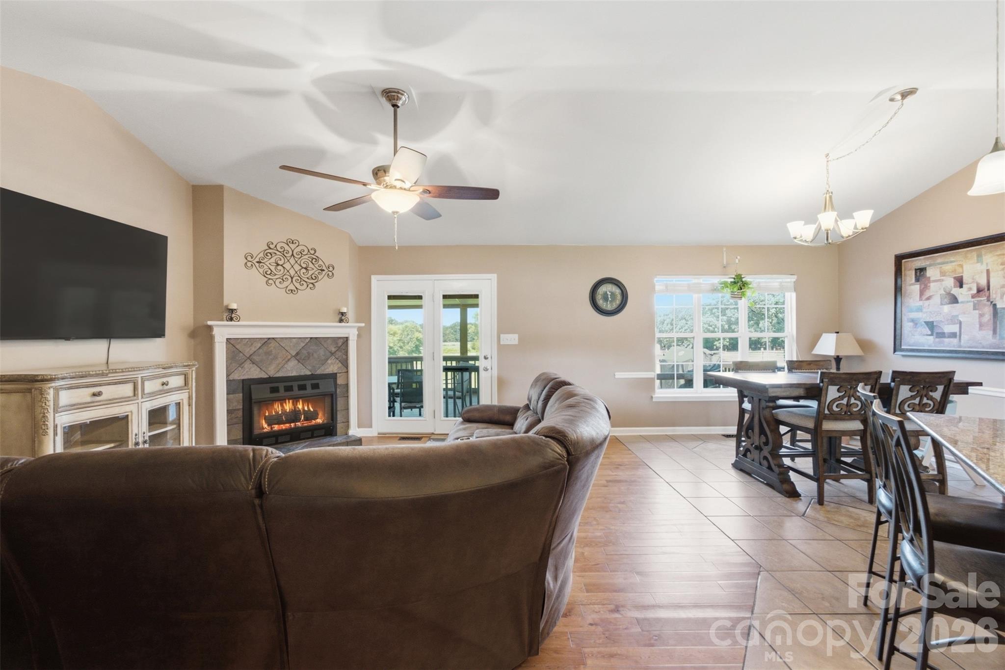 4708 Ceria Drive Property Photo 5