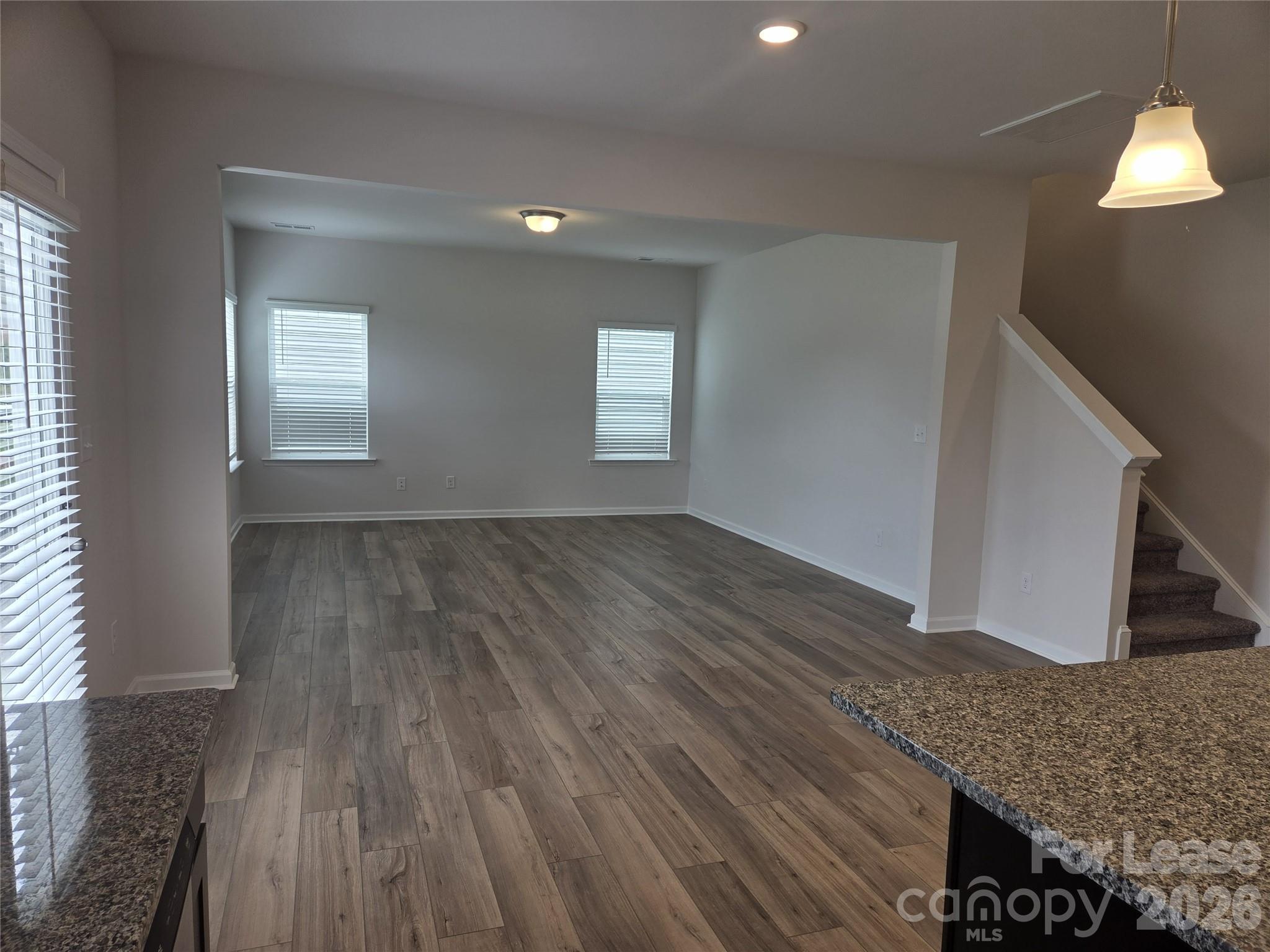 5678 Hagler Loop Property Photo 4