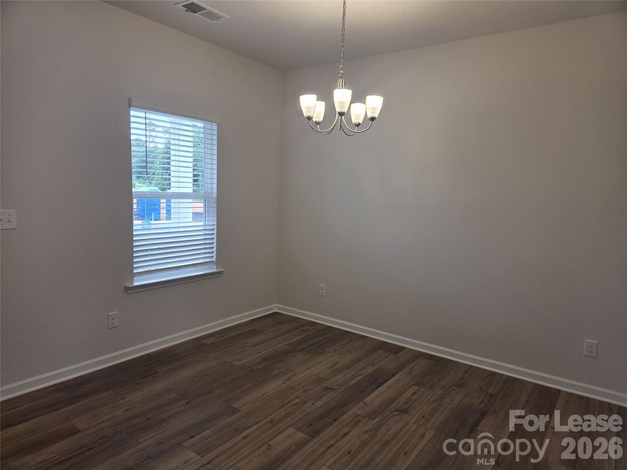 5678 Hagler Loop Property Photo 6