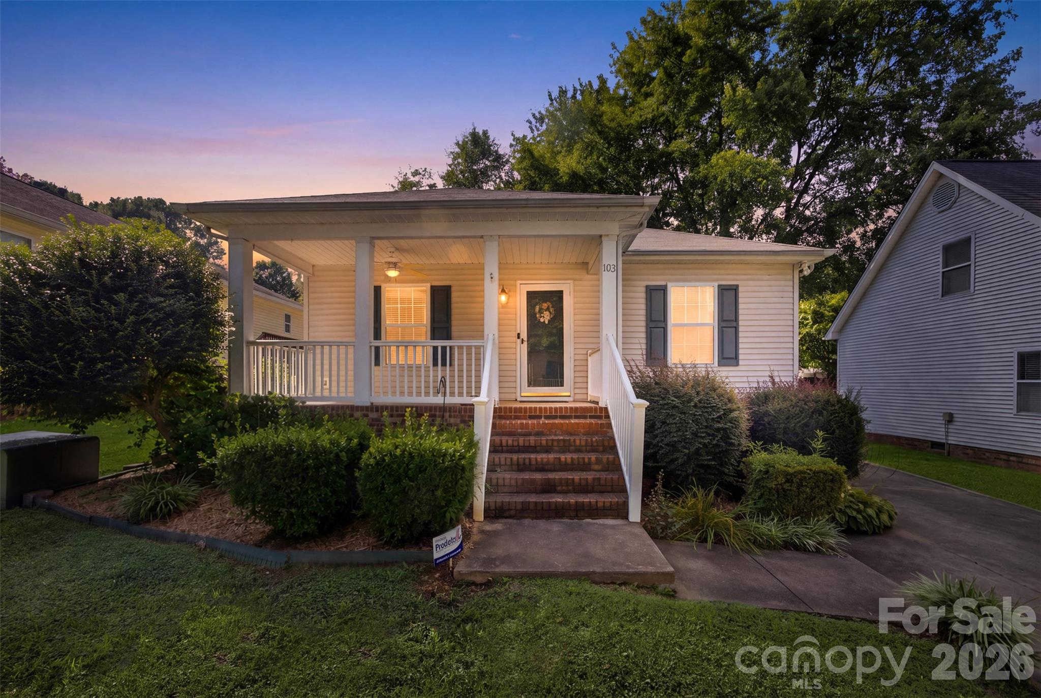 103 Watson Street Property Photo 2