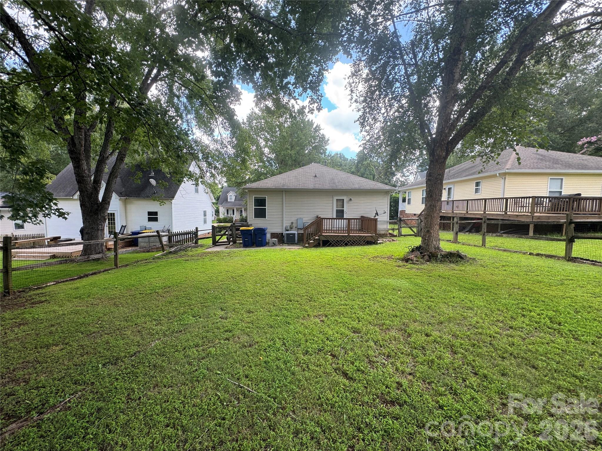 103 Watson Street Property Photo 31