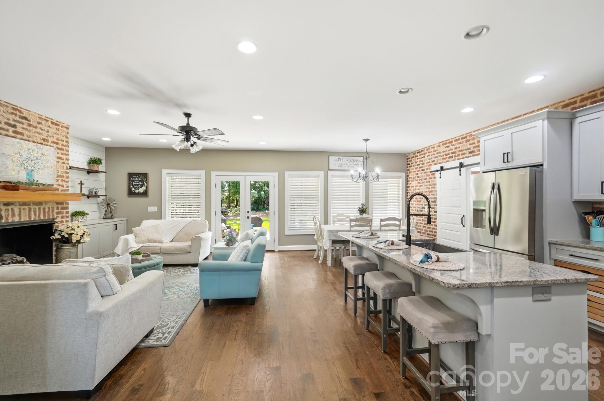 4203 Sincerity Road Property Photo 6