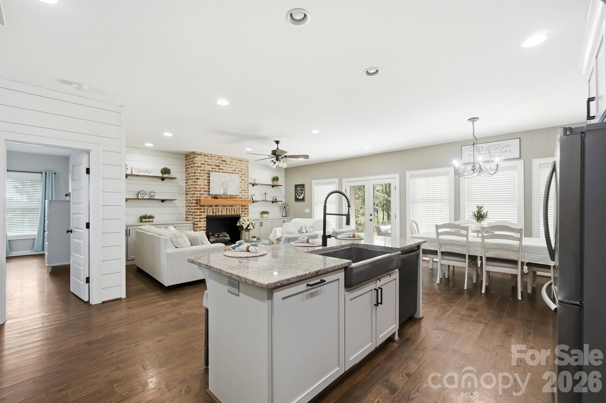 4203 Sincerity Road Property Photo 9