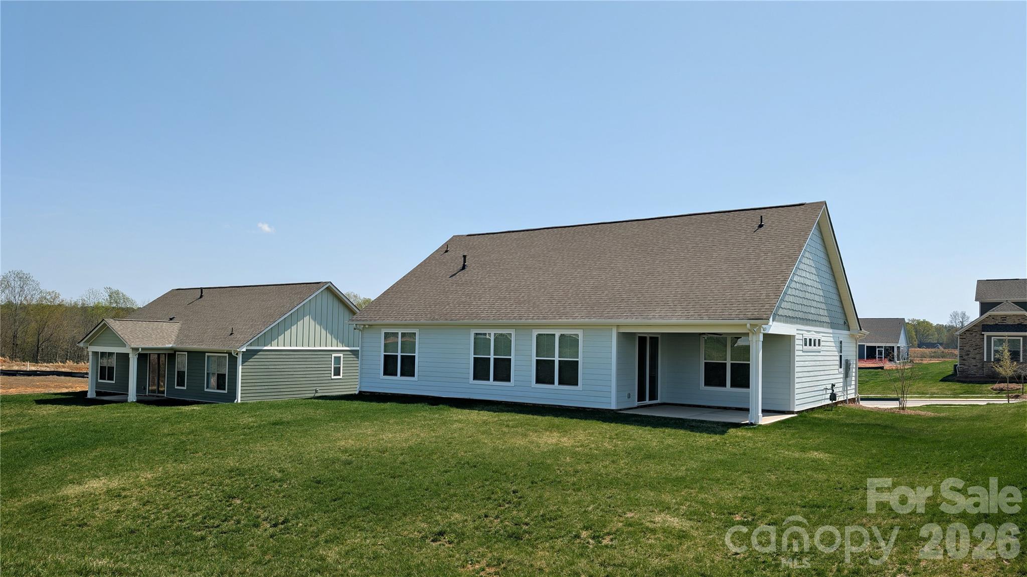 2085 Fordhill Street Property Photo 2
