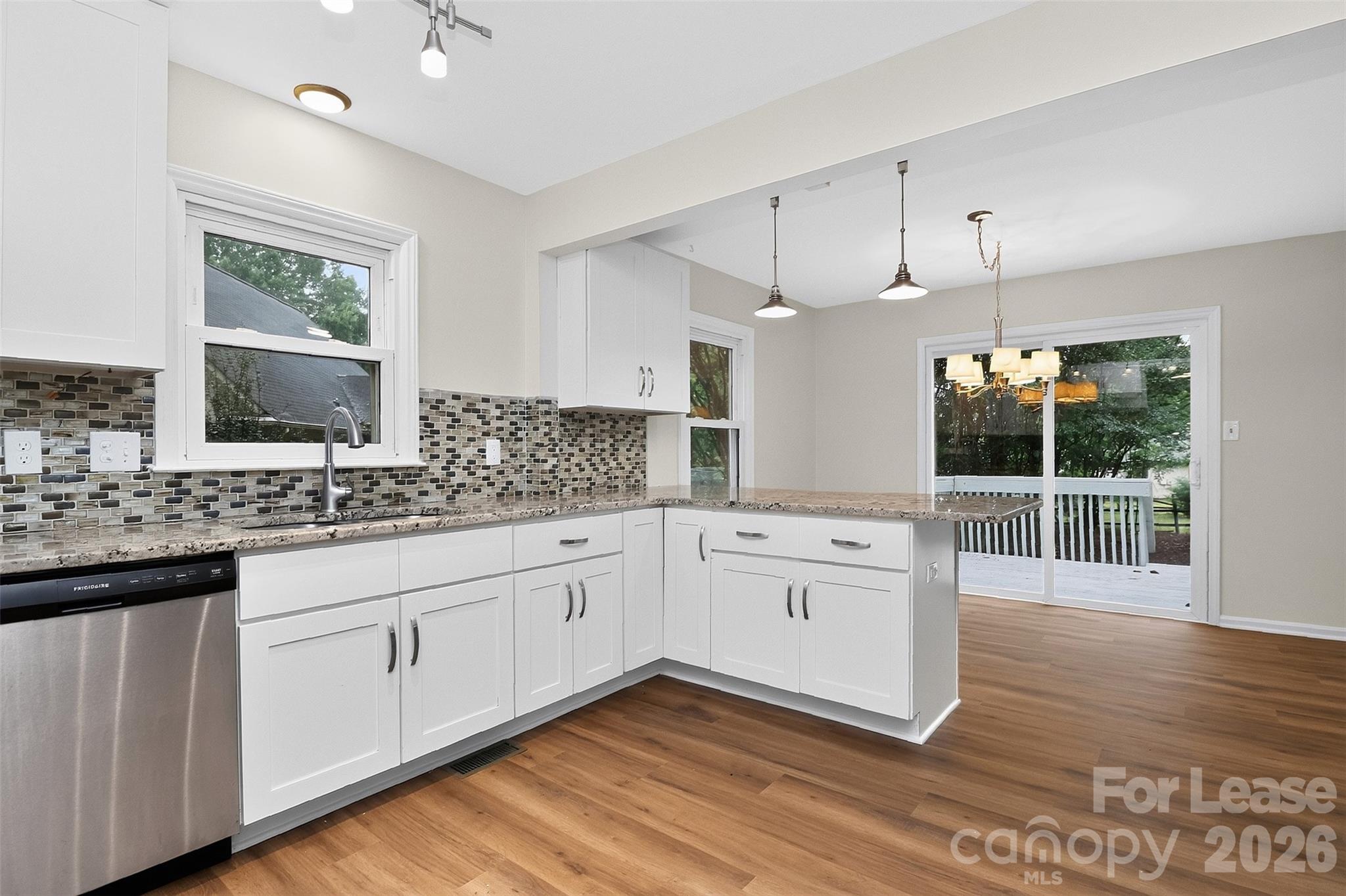 11122 Five Cedars Road Property Photo 7