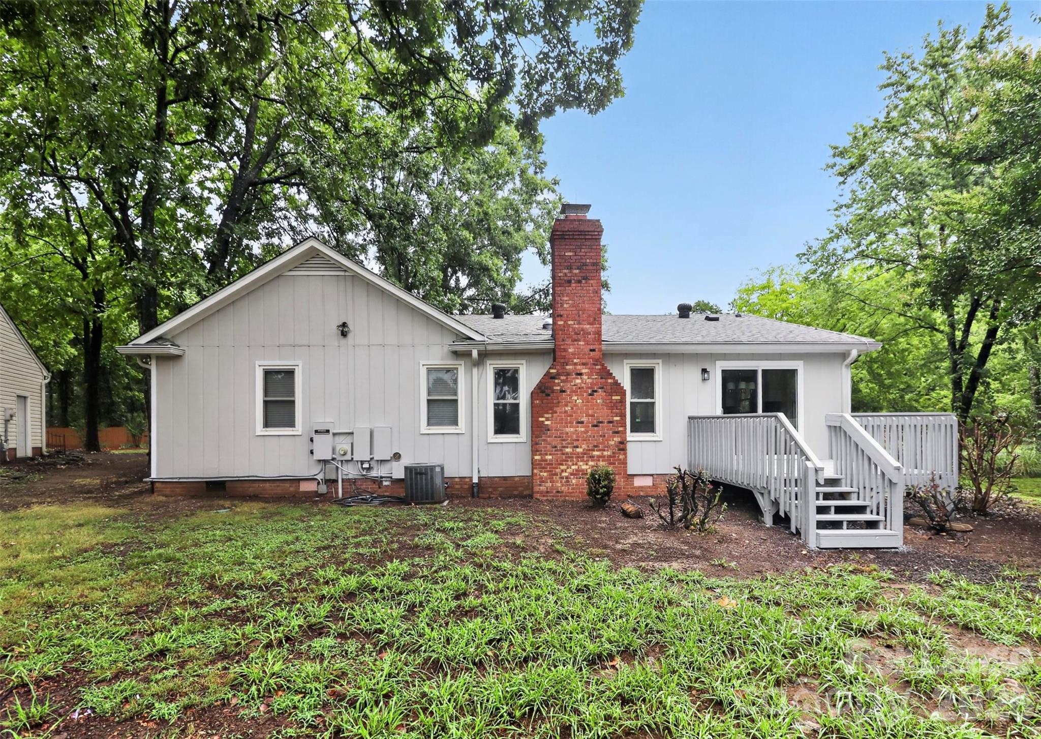 11122 Five Cedars Road Property Photo 19