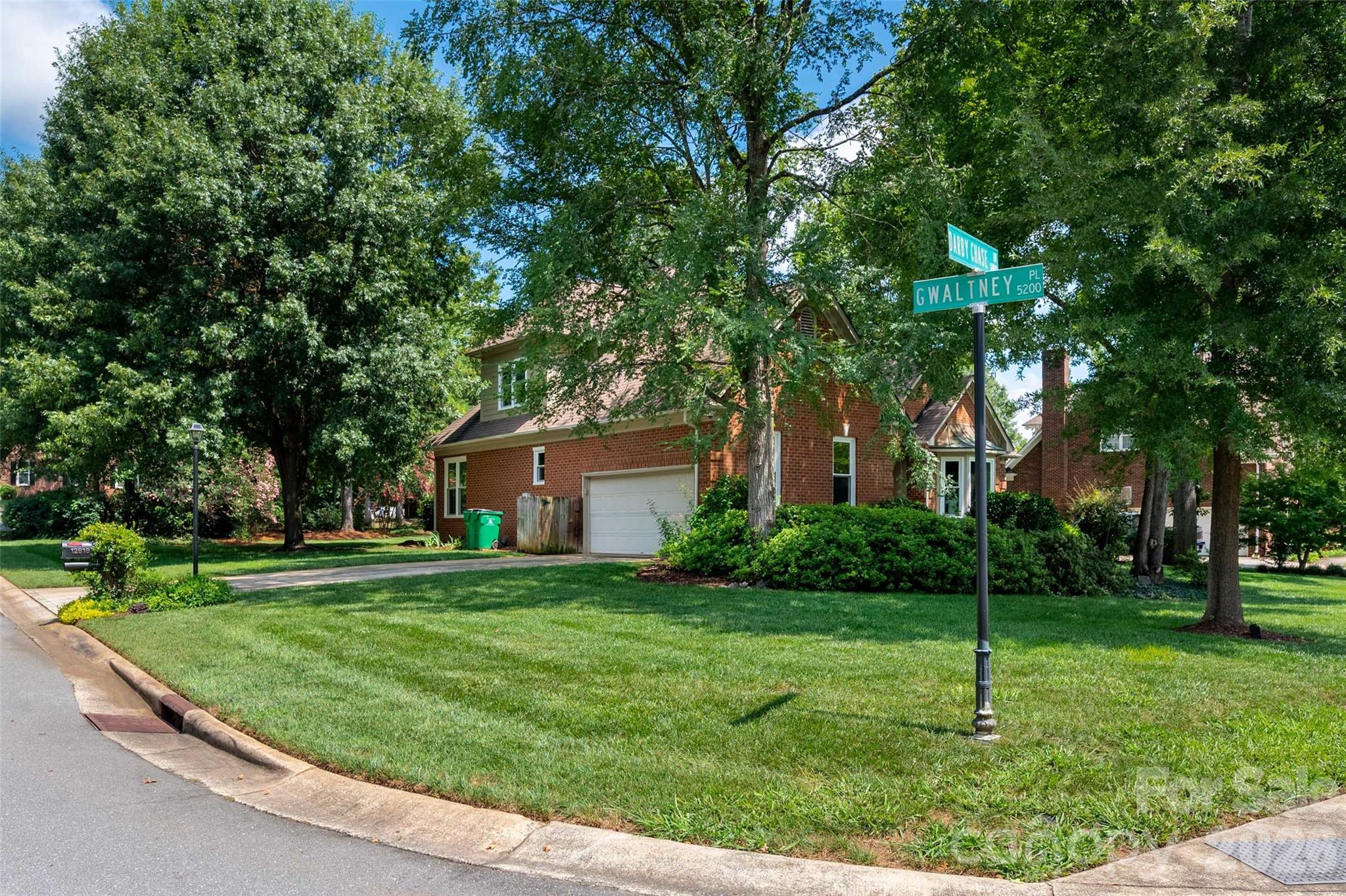 12818 Darby Chase Drive Property Photo 42