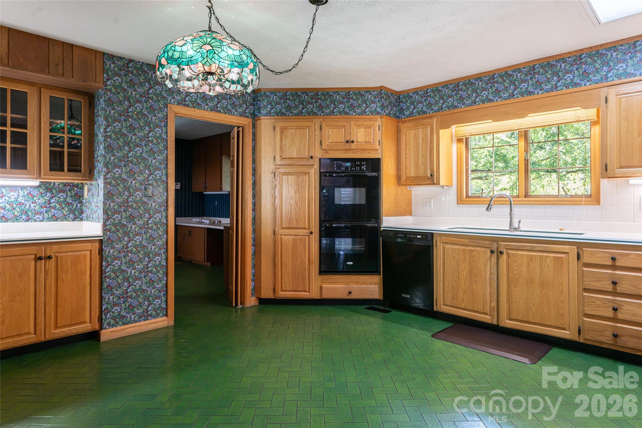 25 E Forest Road Property Photo 6