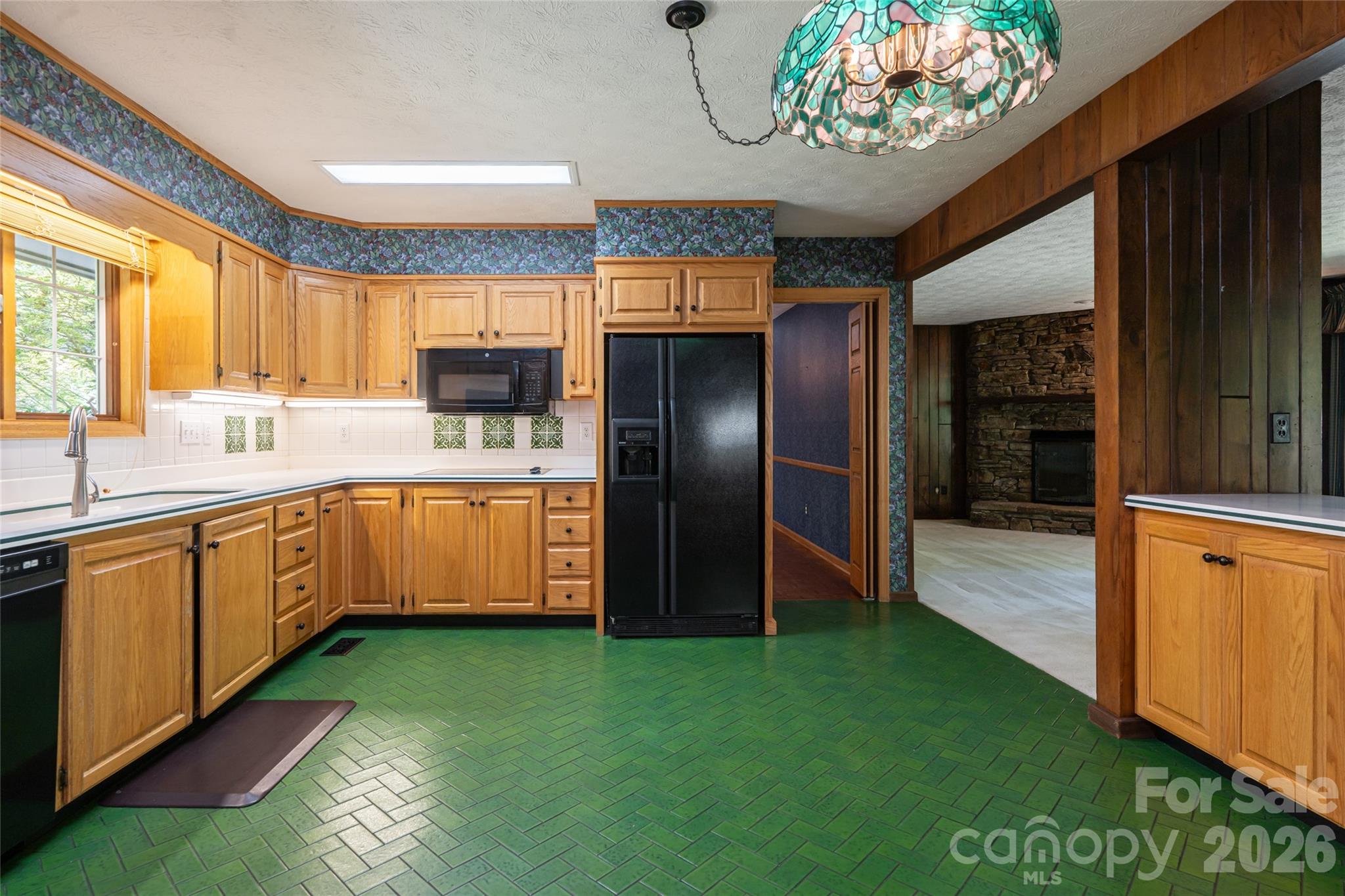 25 E Forest Road Property Photo 9