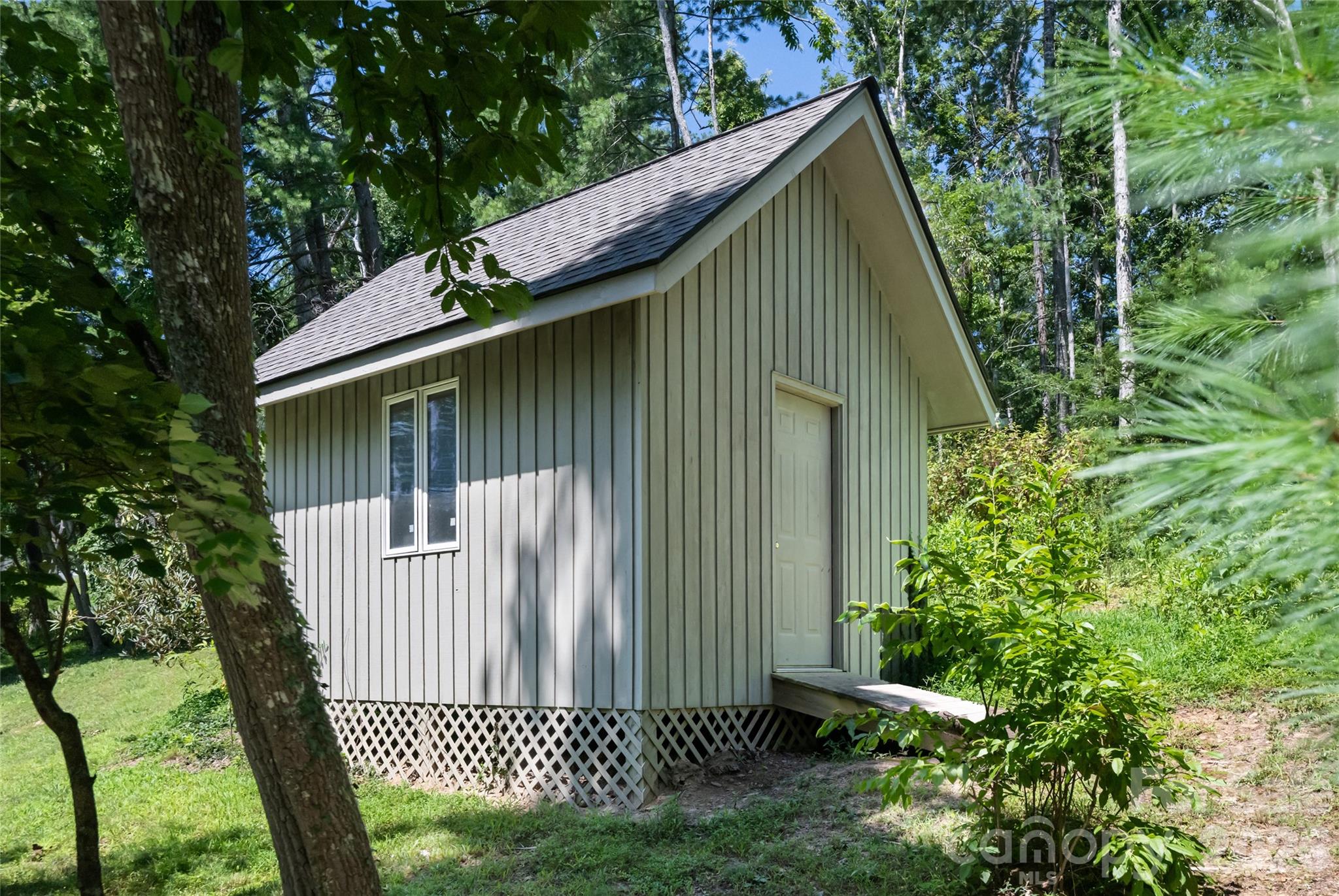 25 E Forest Road Property Photo 48