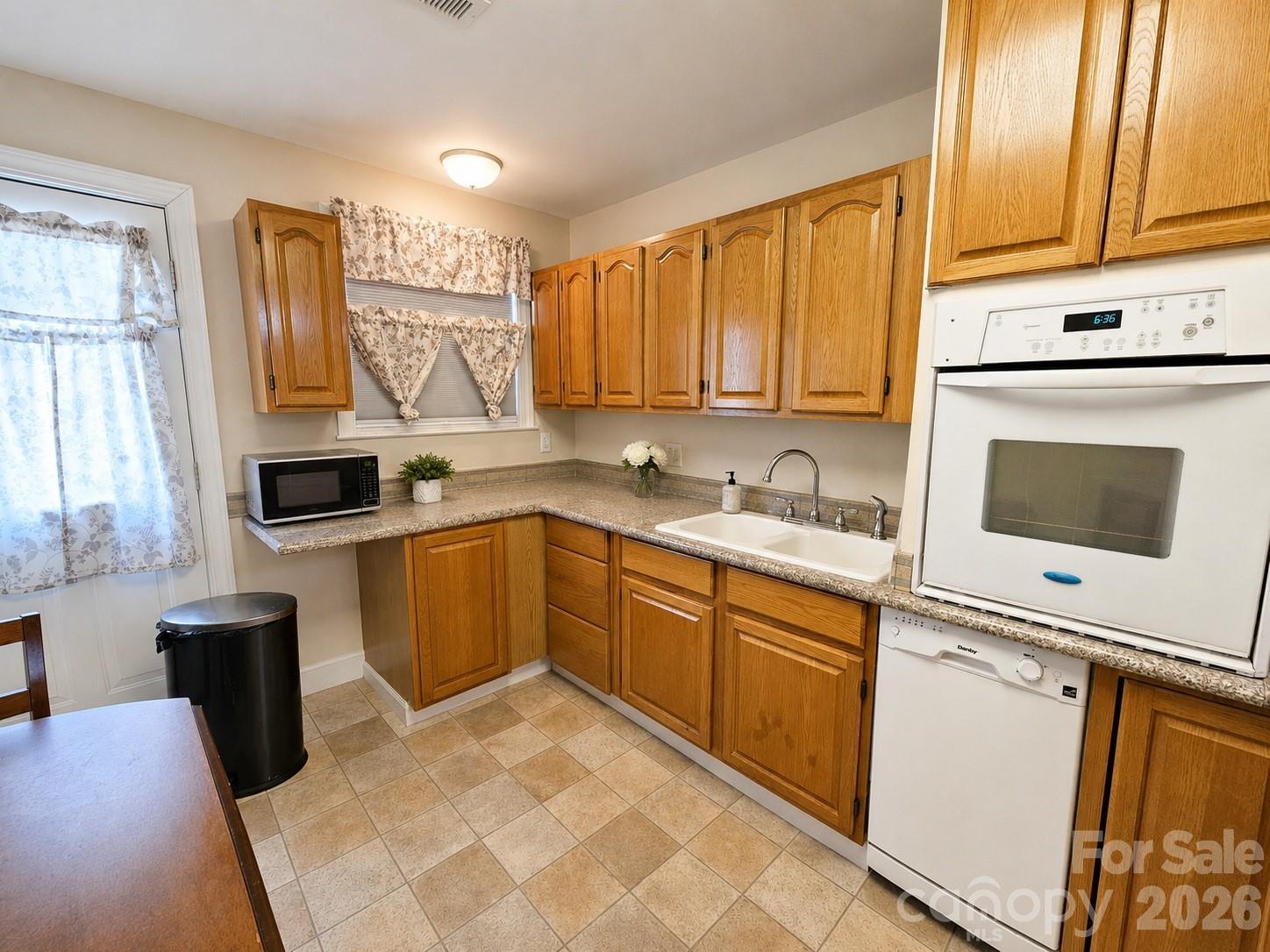 907 Sikes Mill Road Property Photo 6