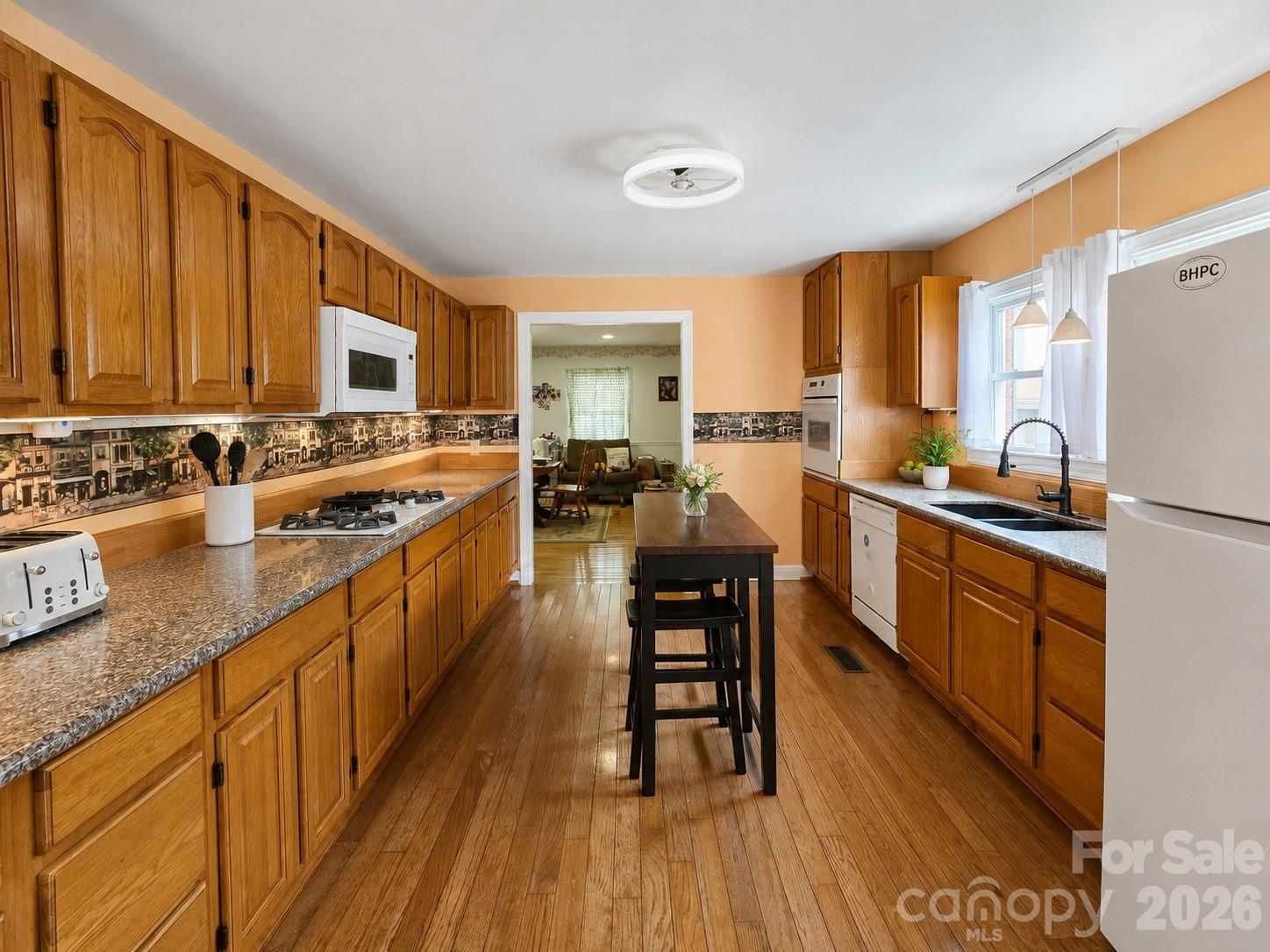 907 Sikes Mill Road Property Photo 9