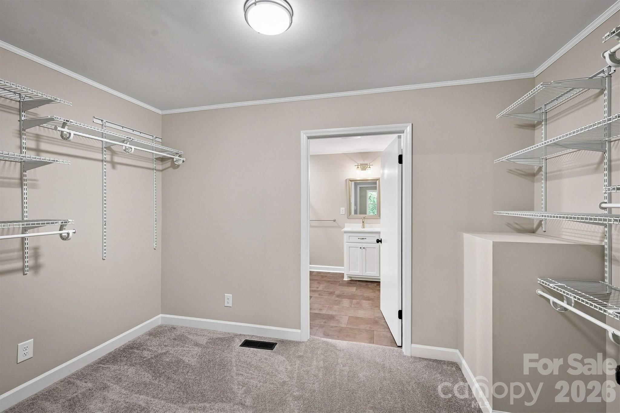 3517 Crestwood Drive Property Photo 21