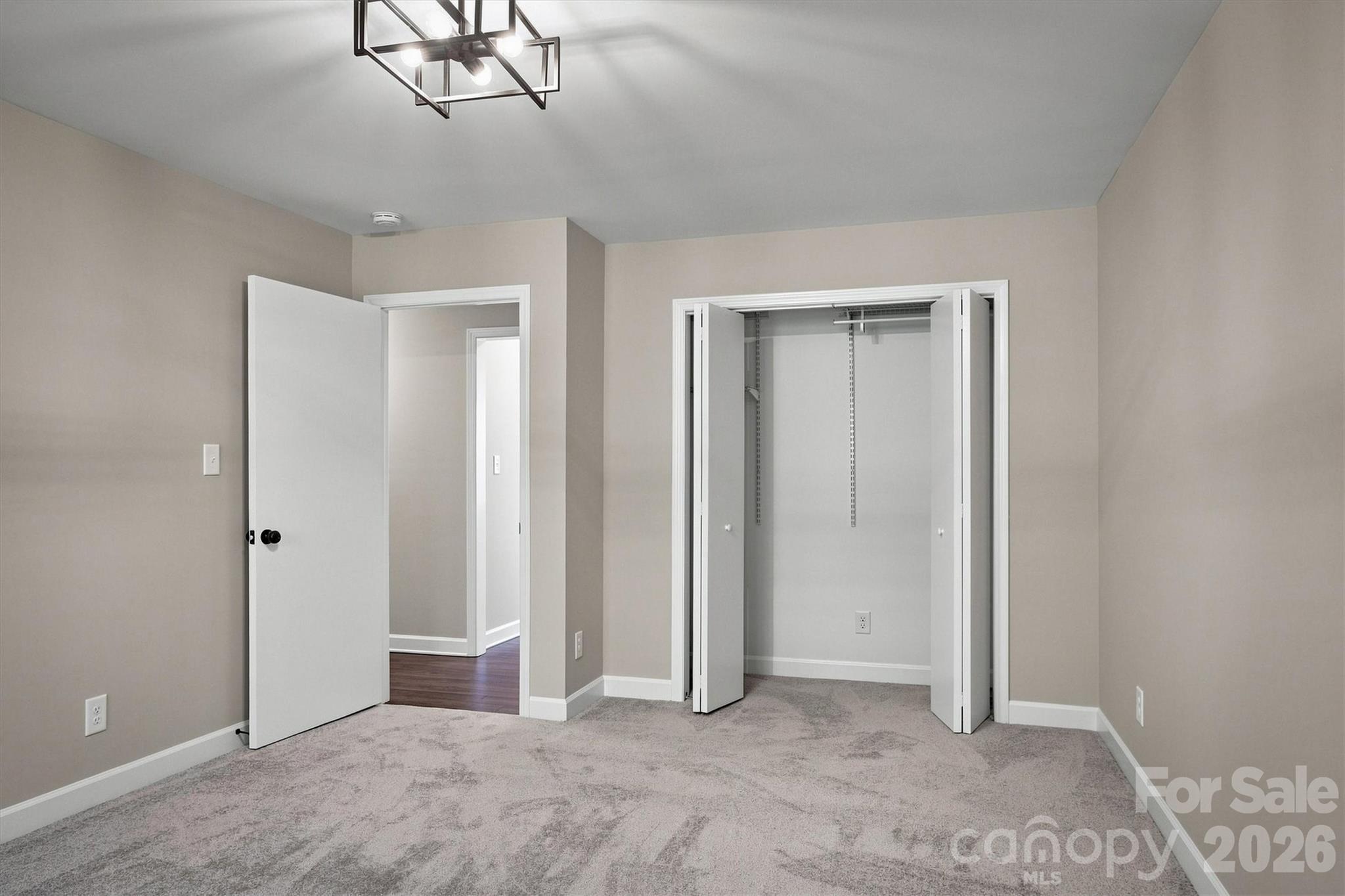 3517 Crestwood Drive Property Photo 29