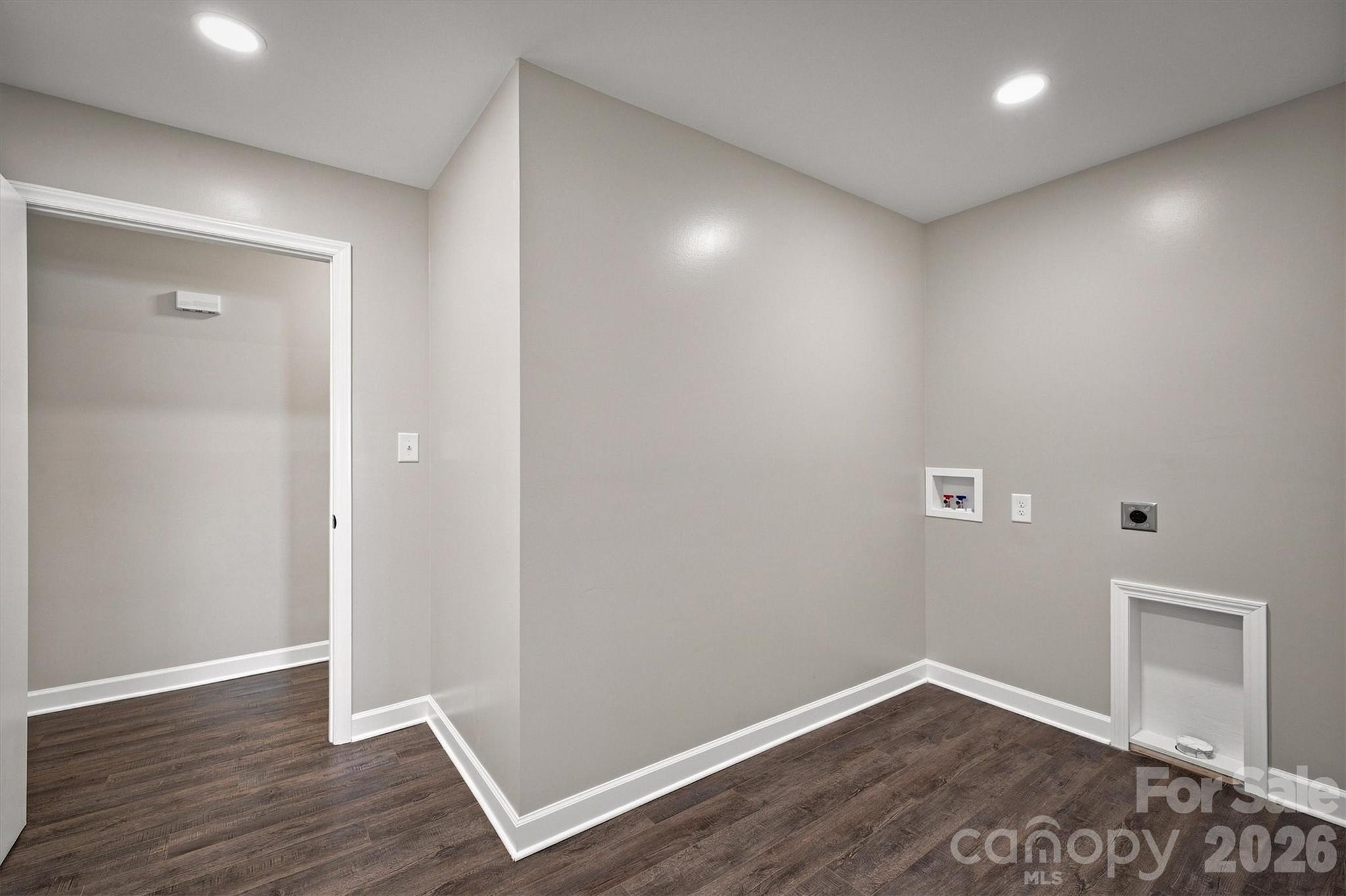 3517 Crestwood Drive Property Photo 32