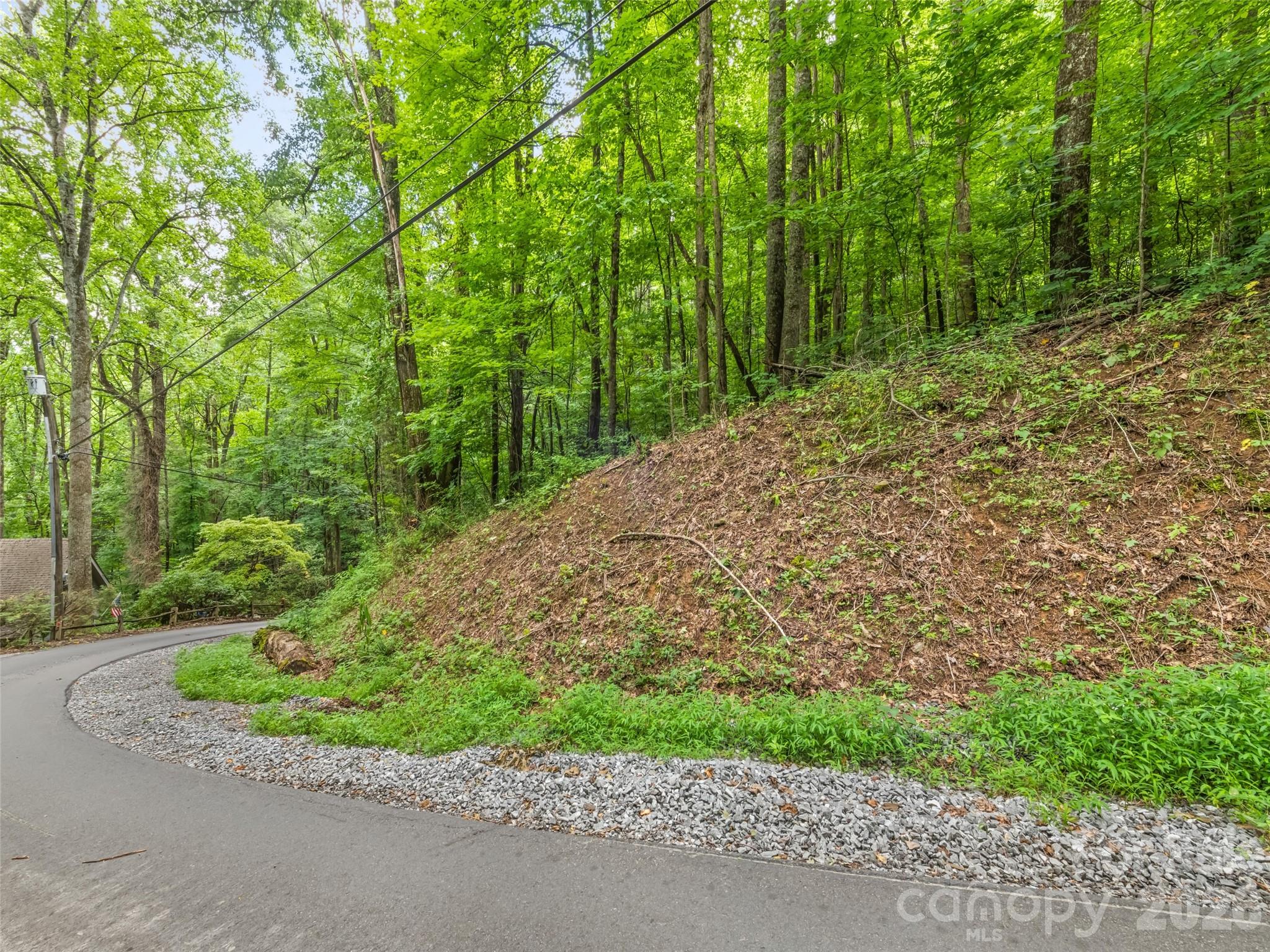 00 Dogwood Trail 21&22 Property Photo 4
