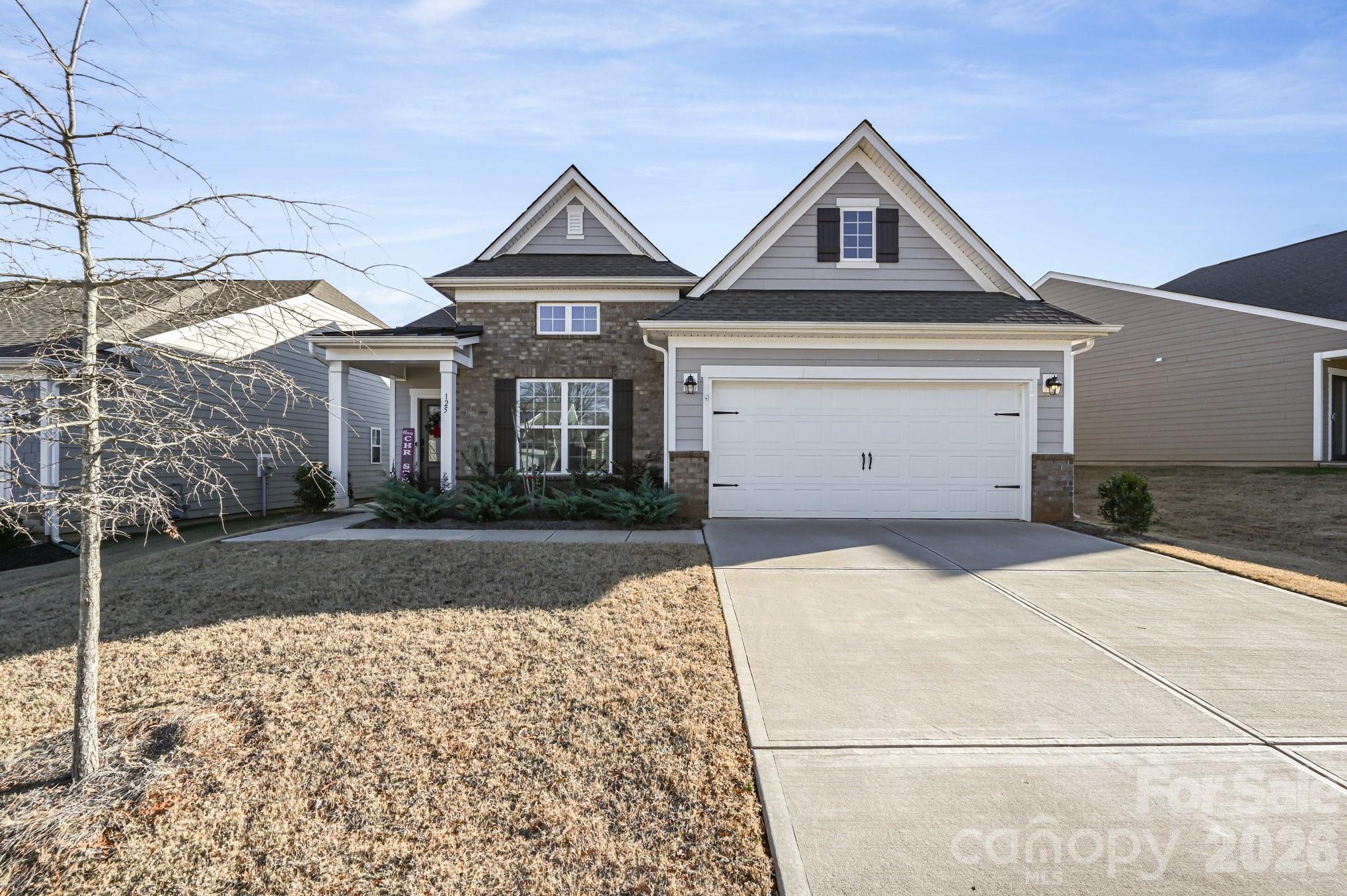 125 White Apple Way Property Photo 1