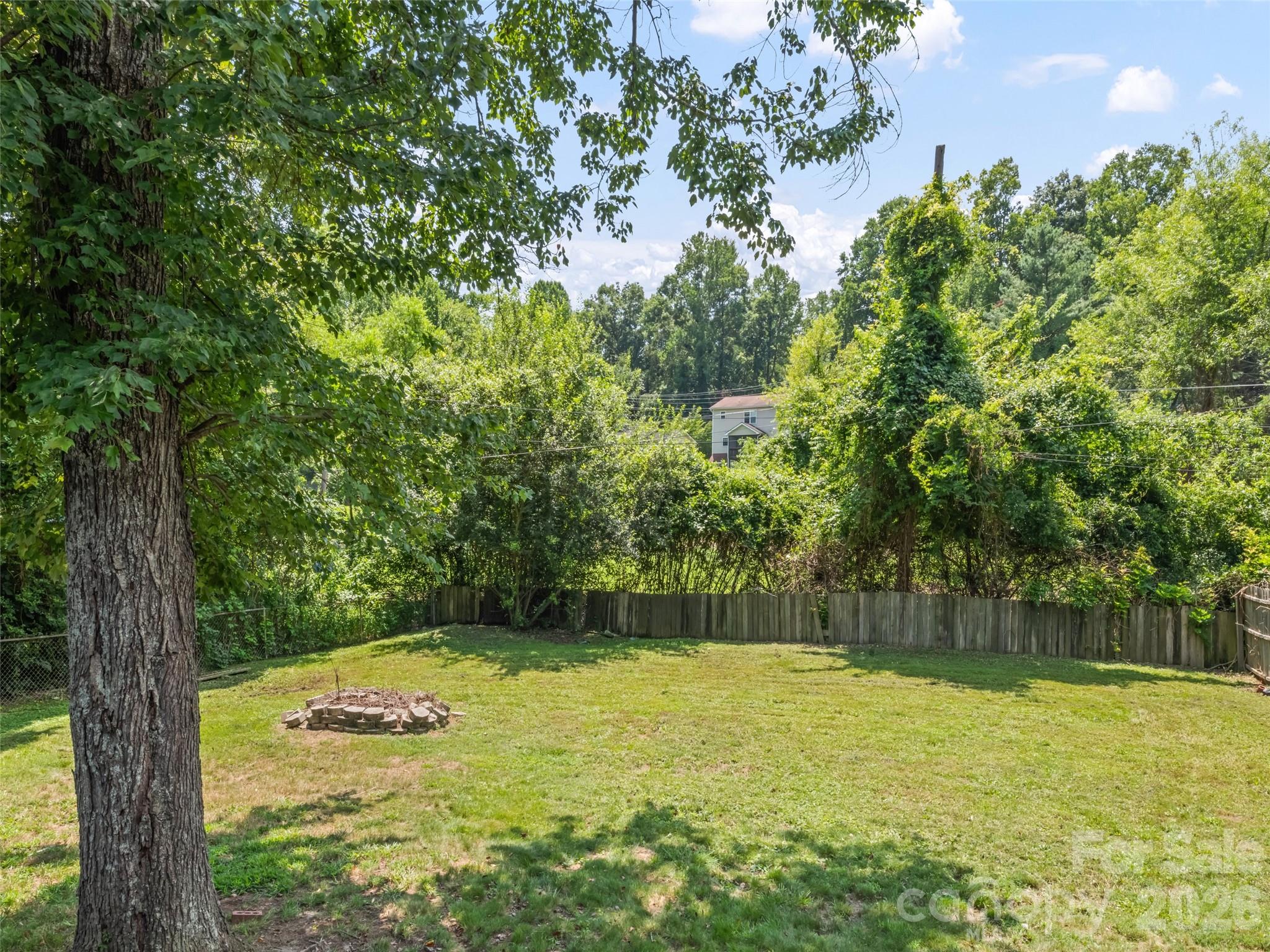 1909 Arlington Place Property Photo 8