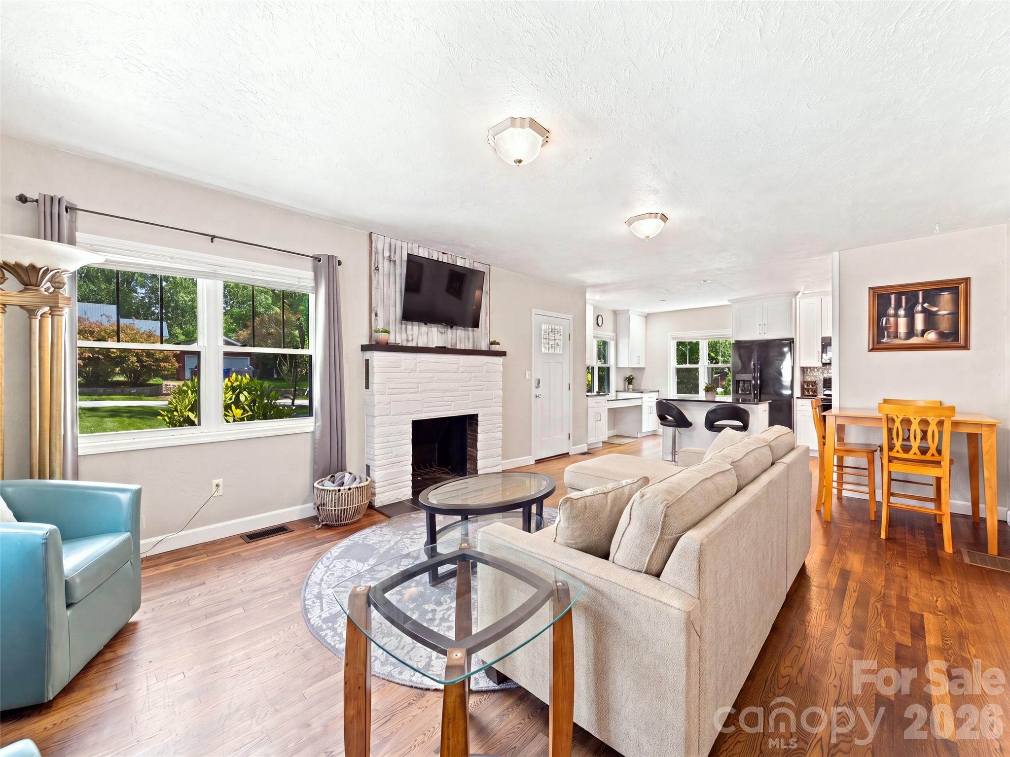 1909 Arlington Place Property Photo 9