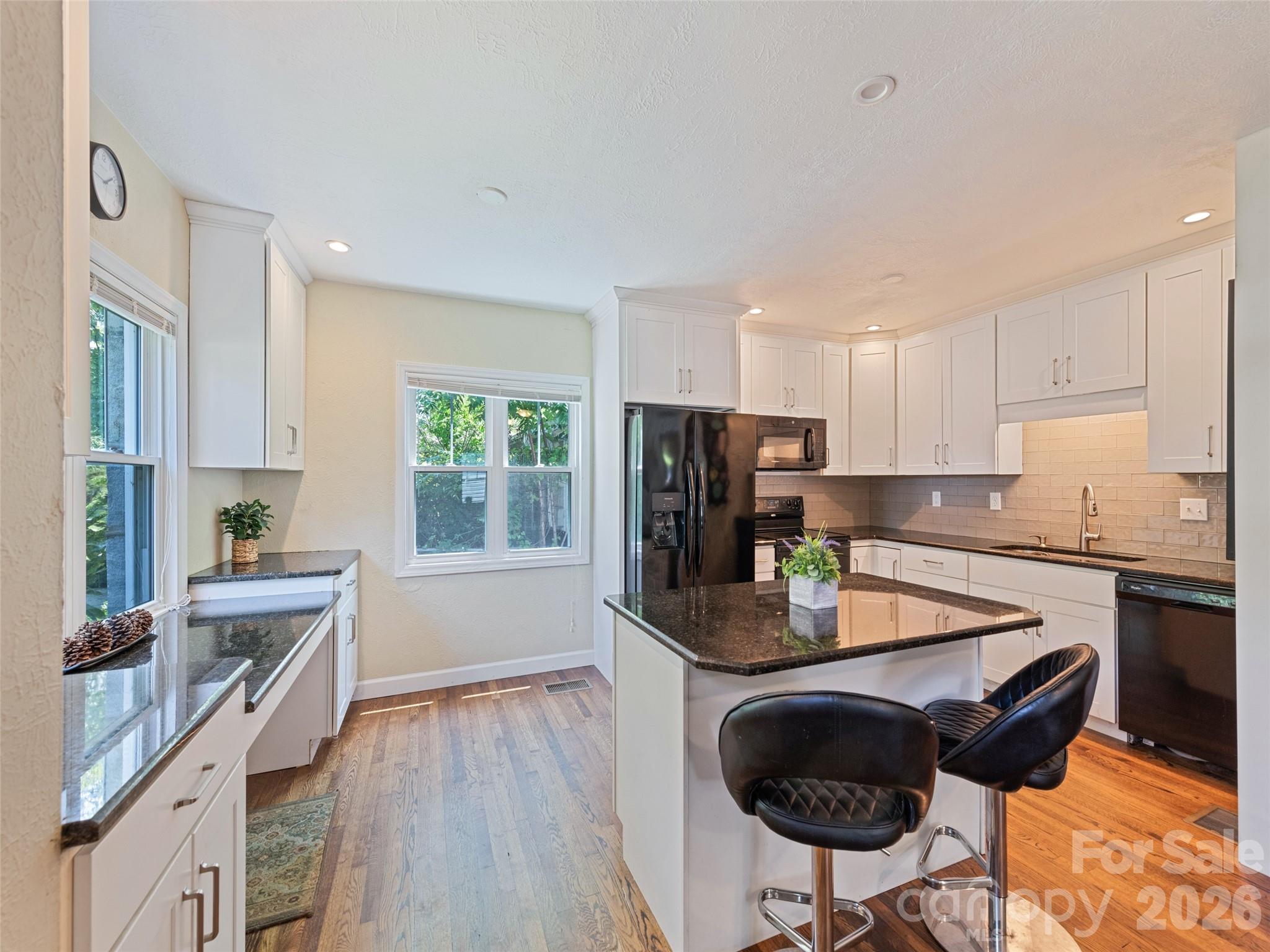 1909 Arlington Place Property Photo 14