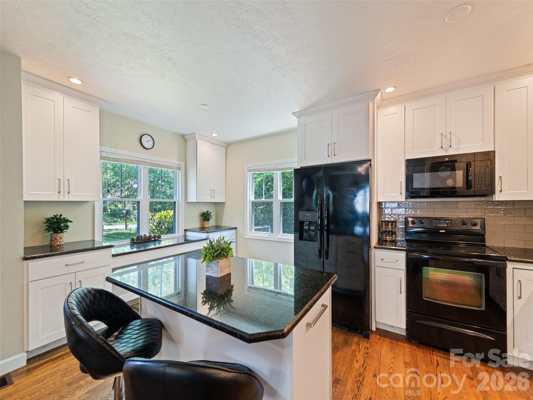 1909 Arlington Place Property Photo 15