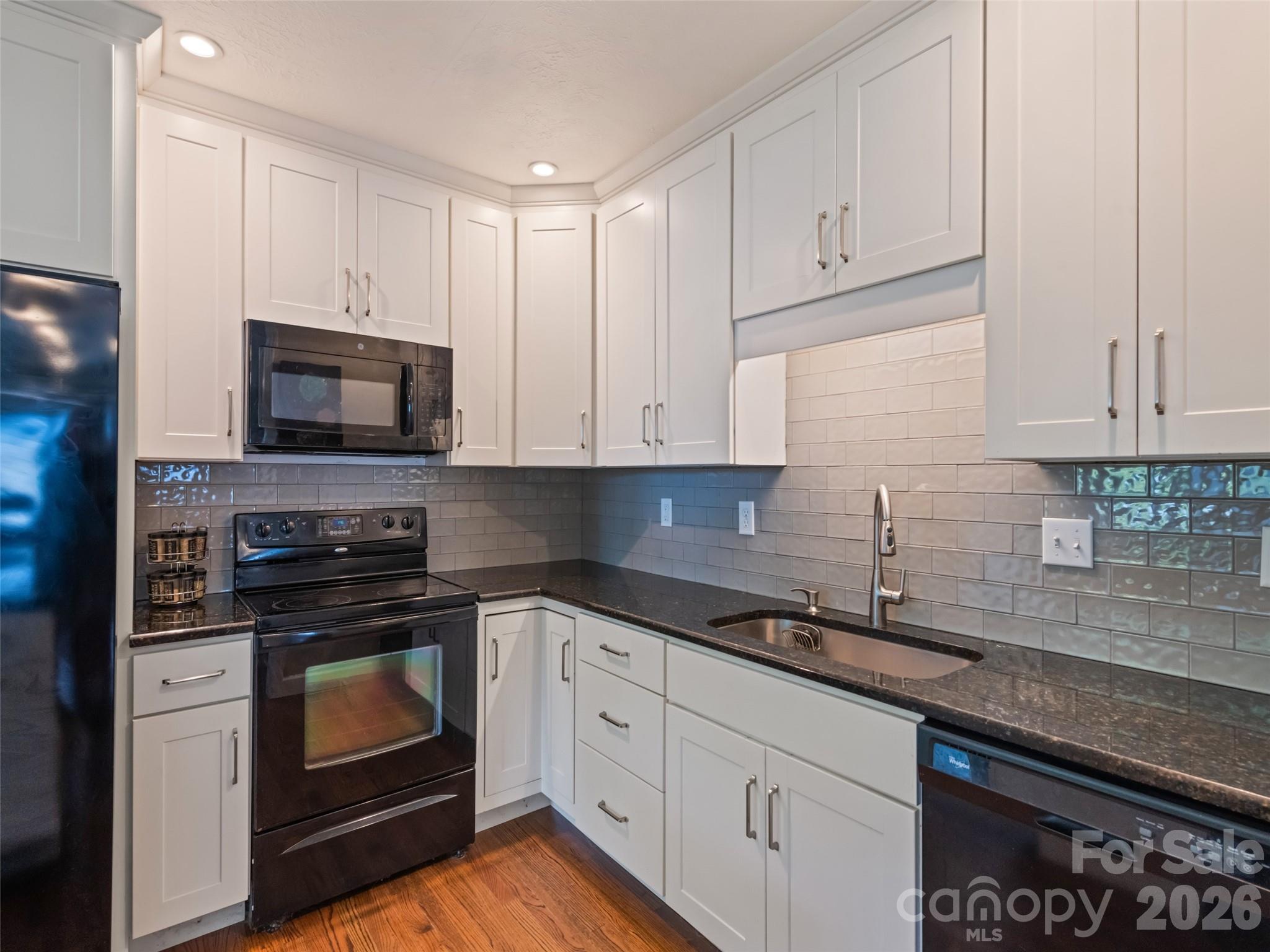 1909 Arlington Place Property Photo 16