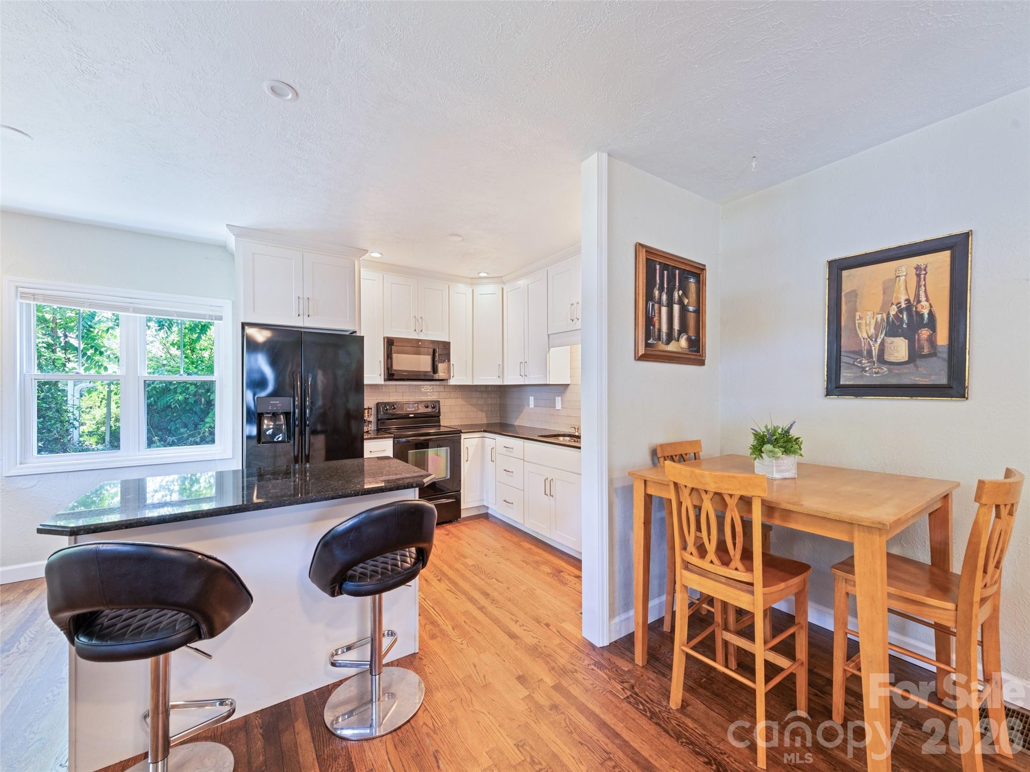 1909 Arlington Place Property Photo 17