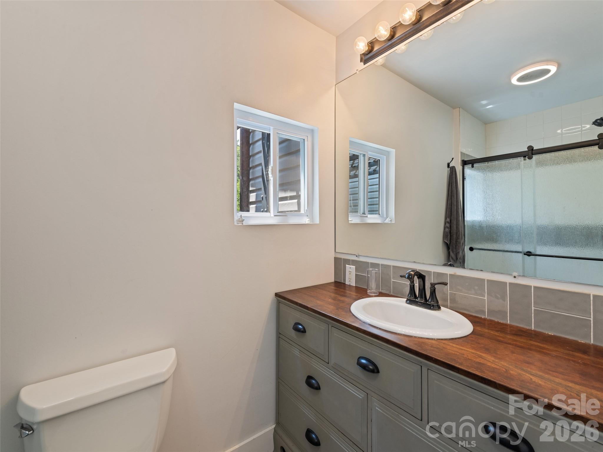 1909 Arlington Place Property Photo 23