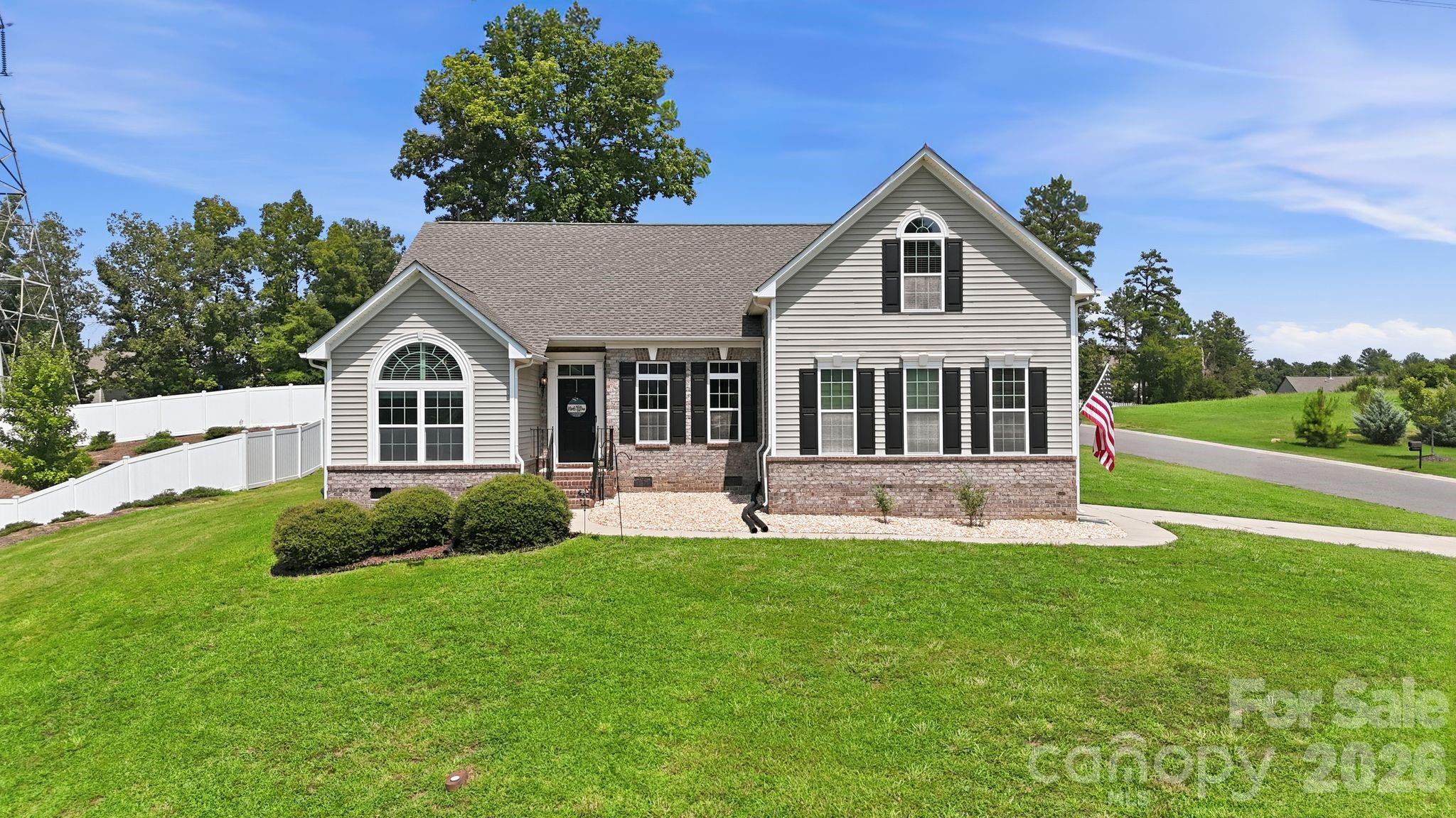 4851 Summerside Drive Property Photo 1
