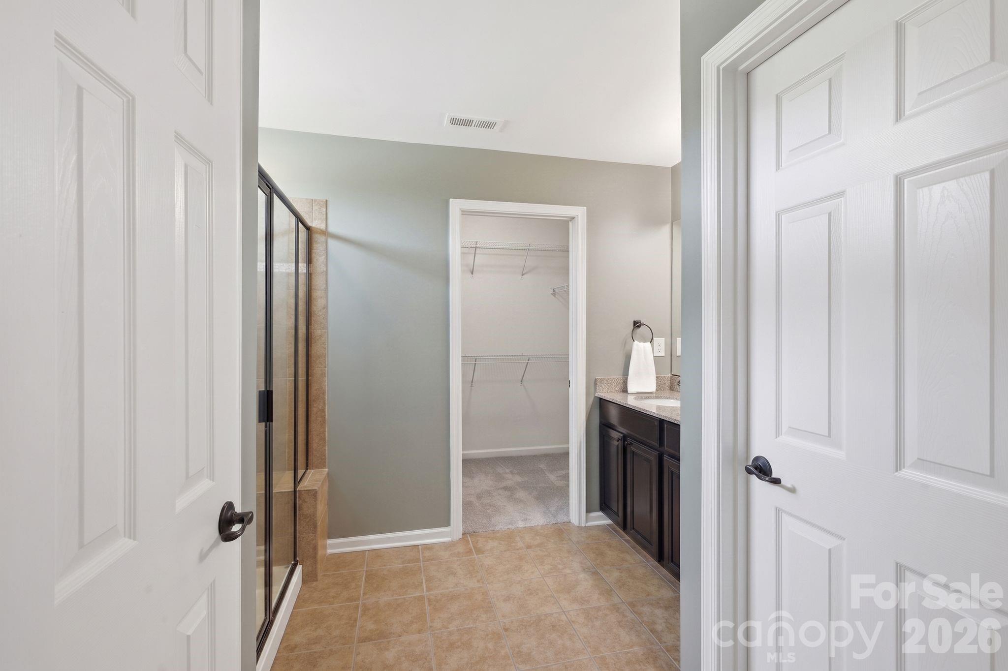 4851 Summerside Drive Property Photo 17