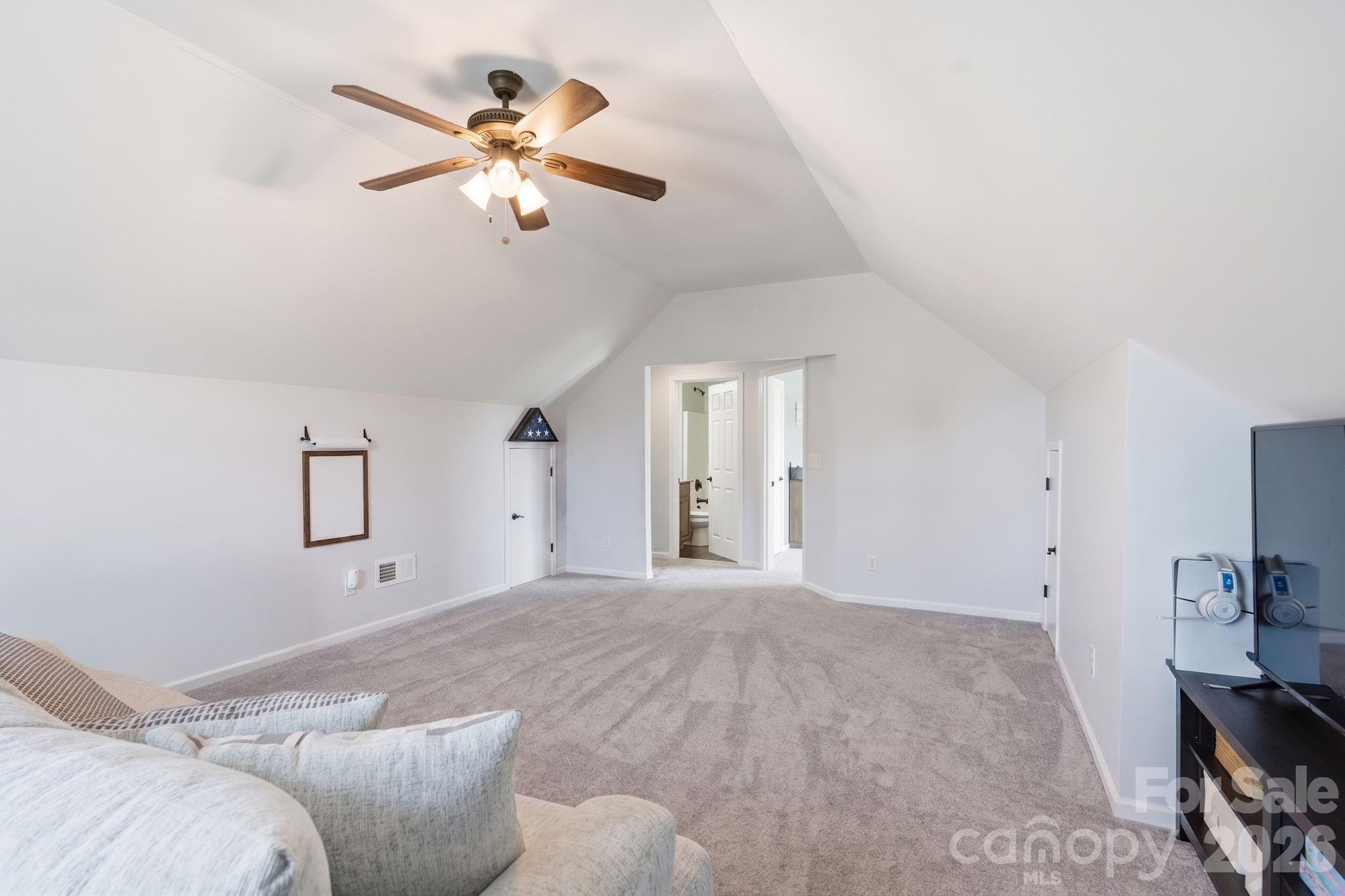 4851 Summerside Drive Property Photo 28