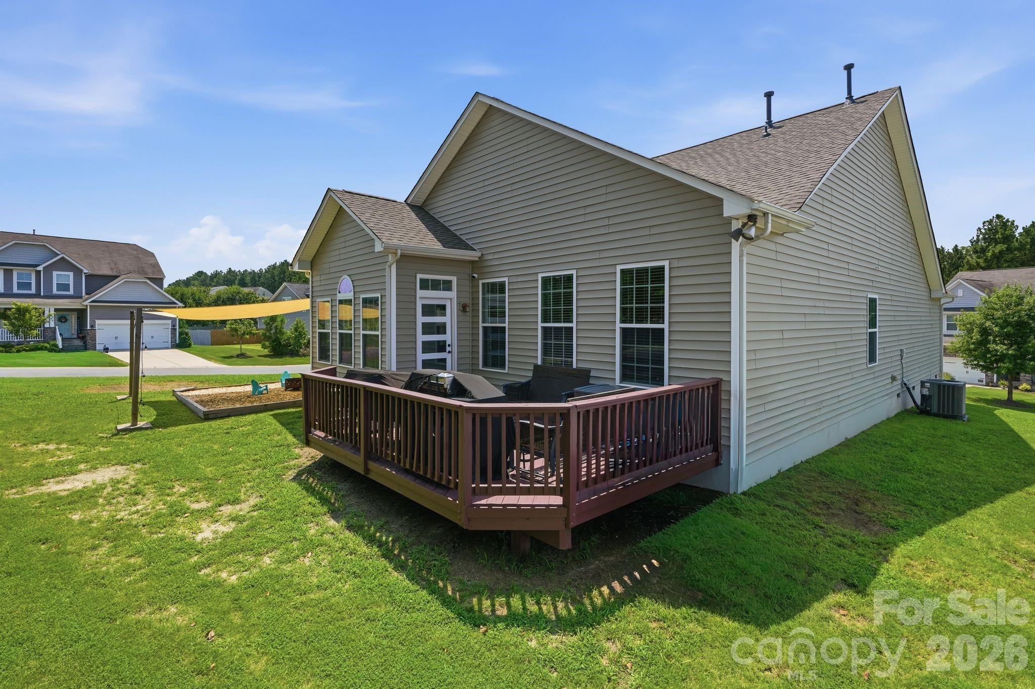 4851 Summerside Drive Property Photo 32