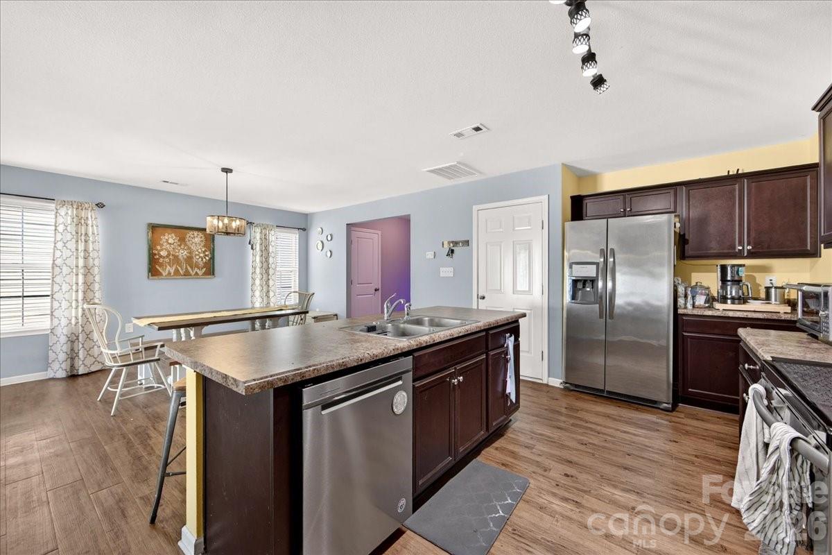 4033 Long Arrow Drive Property Photo 15