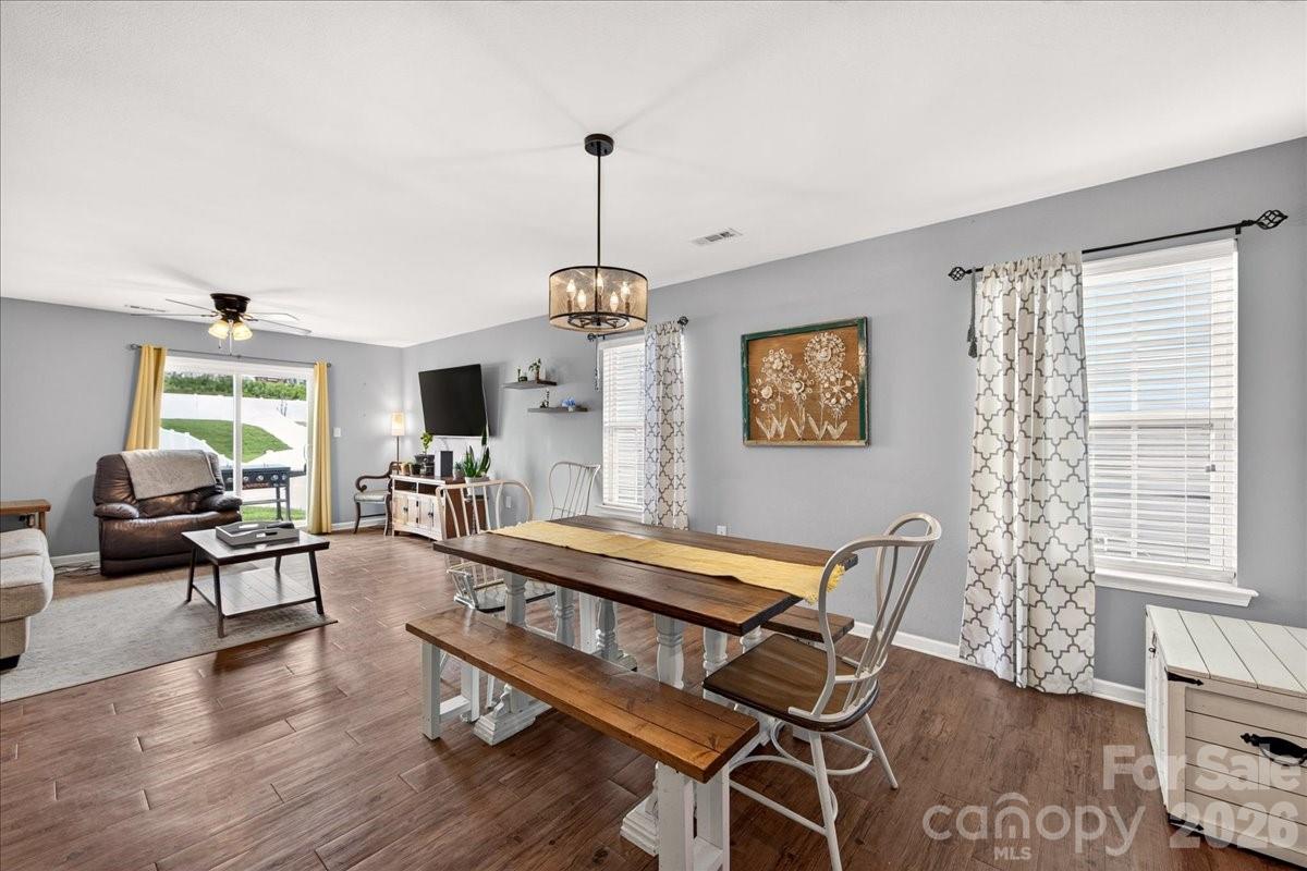 4033 Long Arrow Drive Property Photo 17