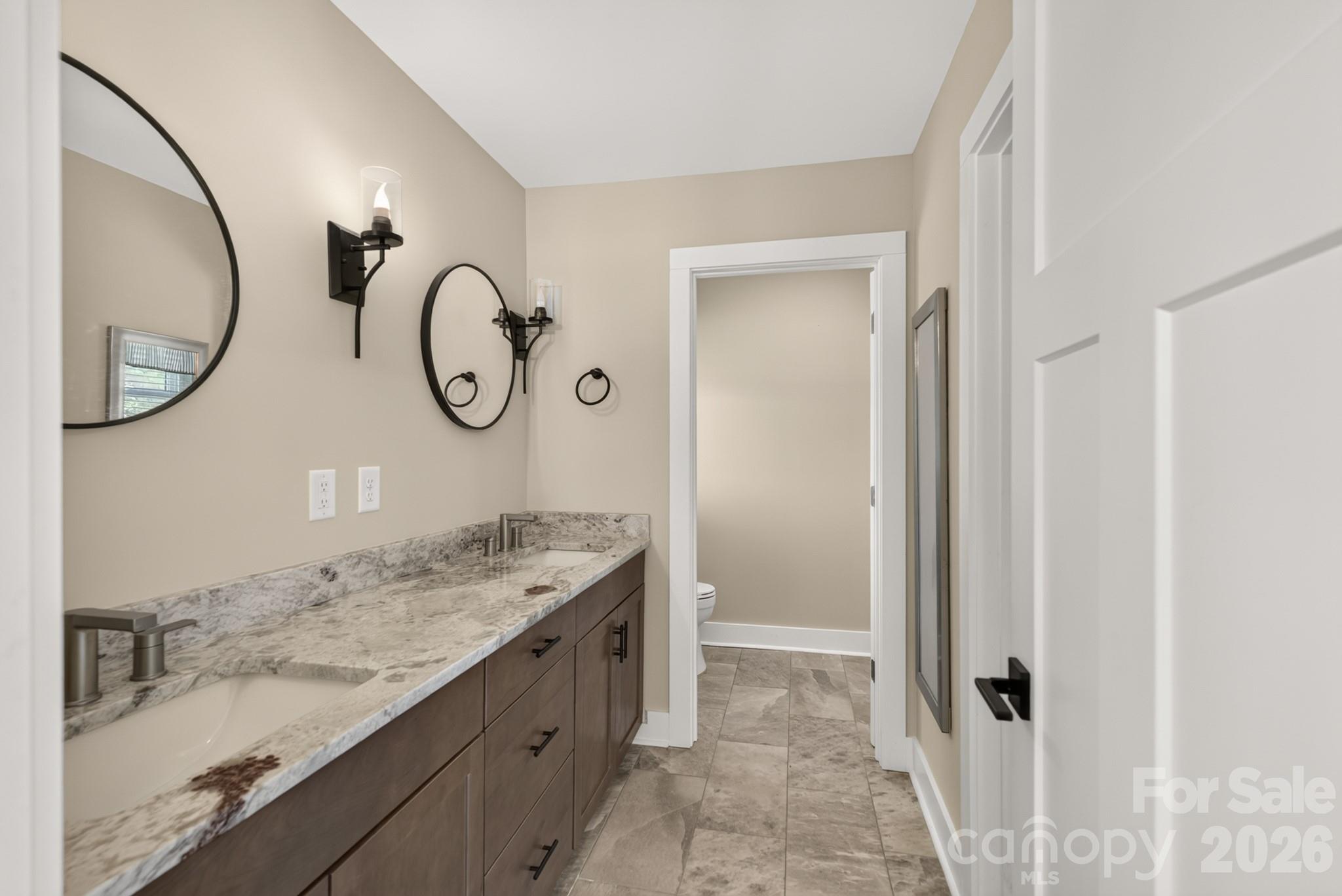1344 Robbett Court Property Photo 20