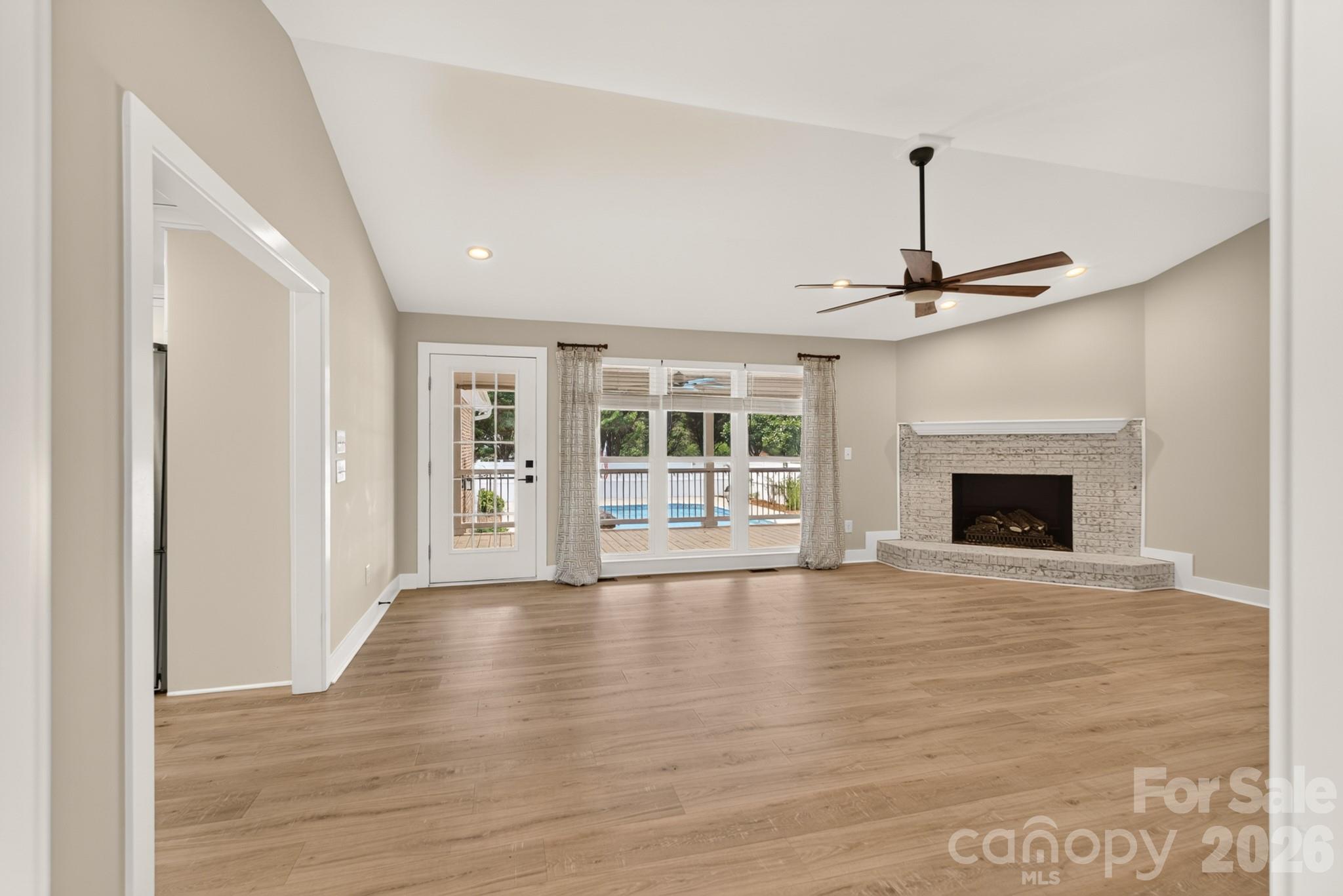 1344 Robbett Court Property Photo 25