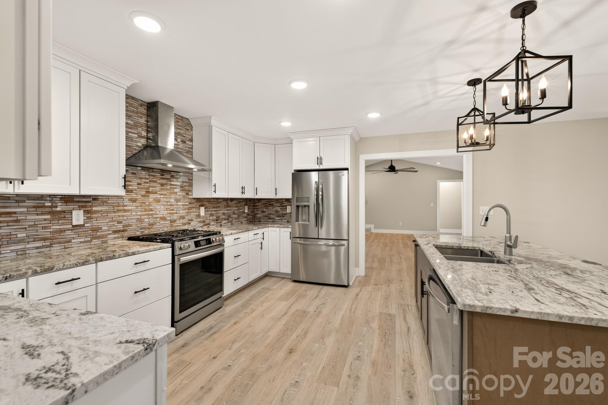 1344 Robbett Court Property Photo 34